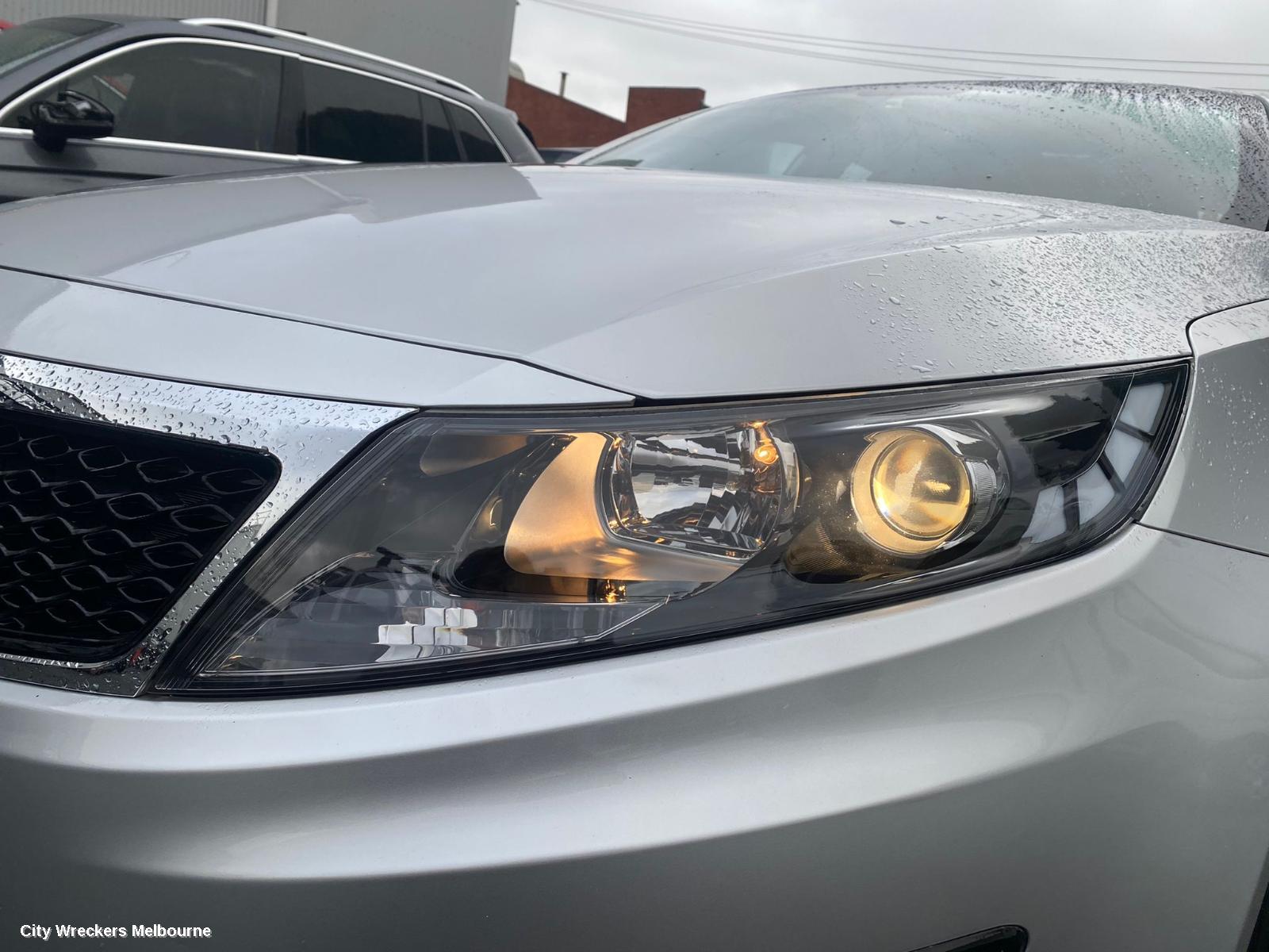 KIA OPTIMA LEFT GUARD, TF, 01/2011 - 10/2015