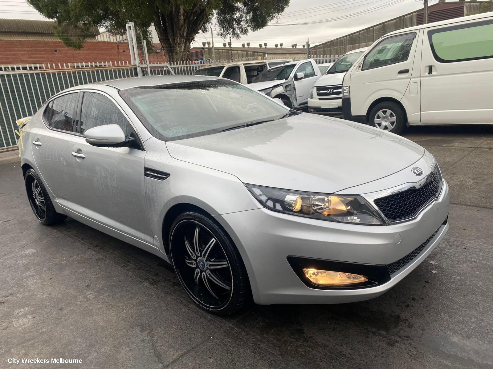 KIA OPTIMA LEFT GUARD, TF, 01/2011 - 10/2015