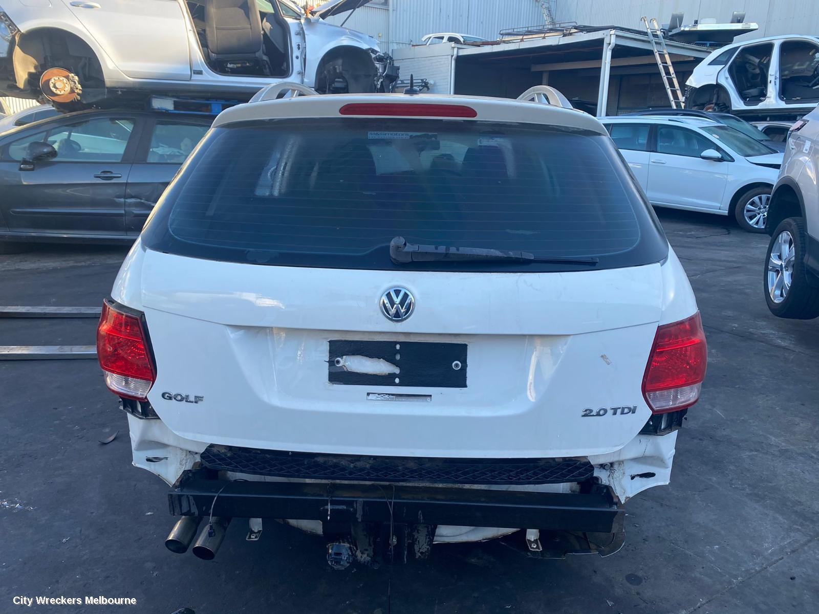 VOLKSWAGEN GOLF RIGHT REAR DOOR, GEN 6, WAGON, 09/2009 - 03/2013