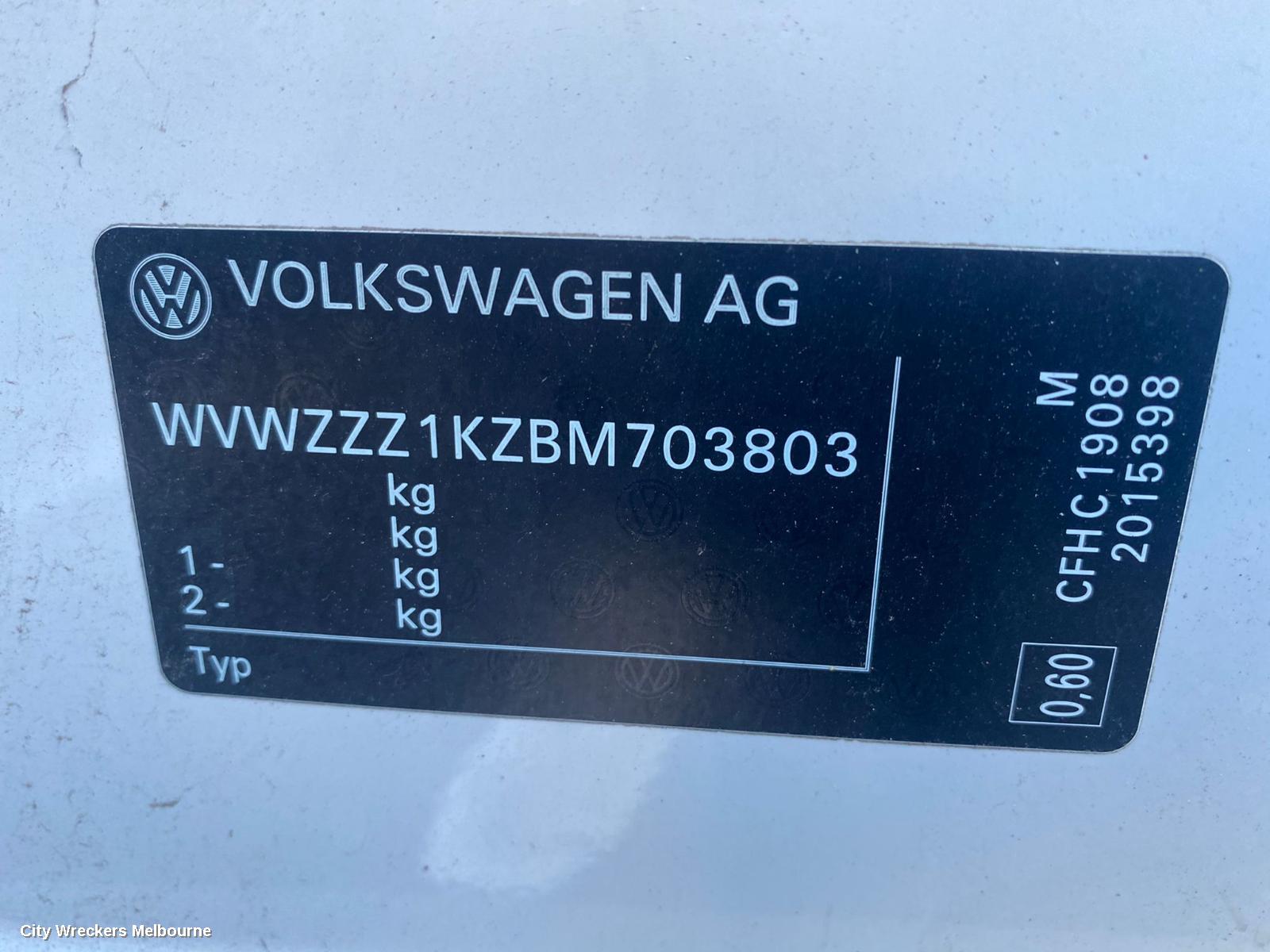 VOLKSWAGEN GOLF RIGHT REAR DOOR, GEN 6, WAGON, 09/2009 - 03/2013