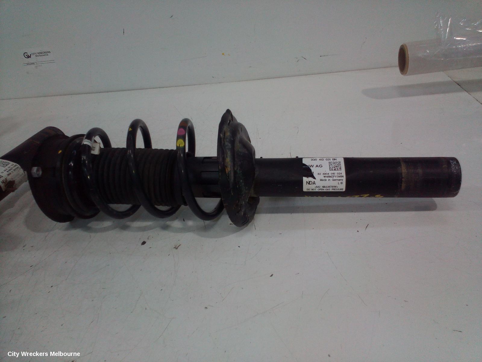 VOLKSWAGEN PASSAT RIGHT FRONT STRUT, B8/MK7, NON ELECTRIC TYPE, 06/2015 ONWARDS