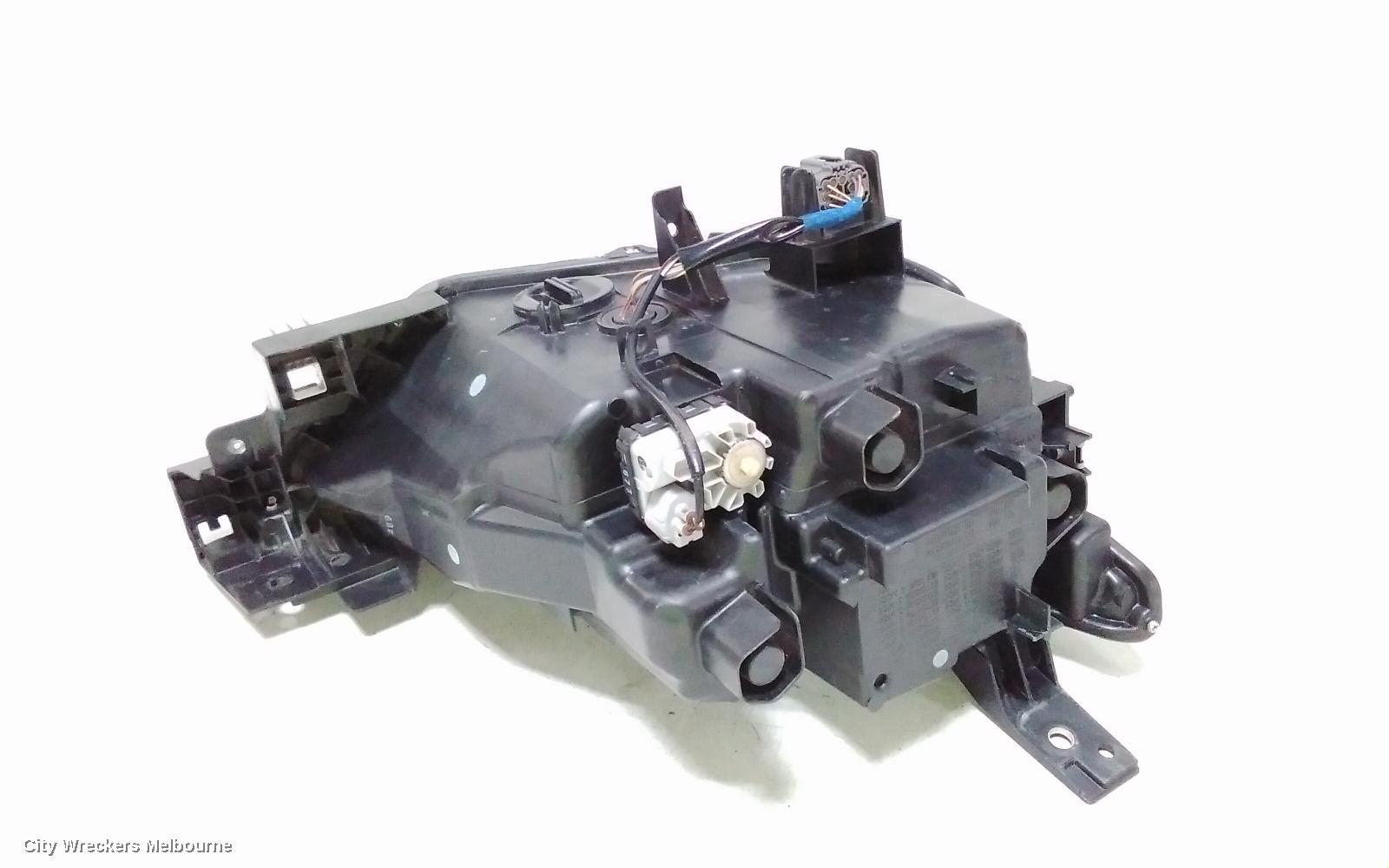 MAZDA CX3 LEFT HEADLAMP, DK, W/ LED, NON ADAPTIVE TYPE, PART# DB3R, 03/2015 - 03/2020