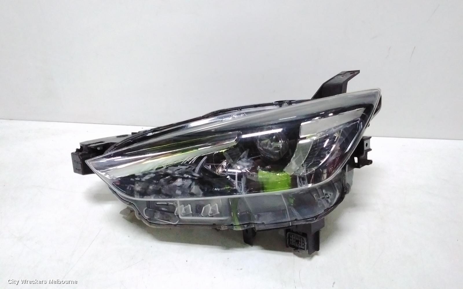 MAZDA CX3 LEFT HEADLAMP, DK, W/ LED, NON ADAPTIVE TYPE, PART# DB3R, 03/2015 - 03/2020