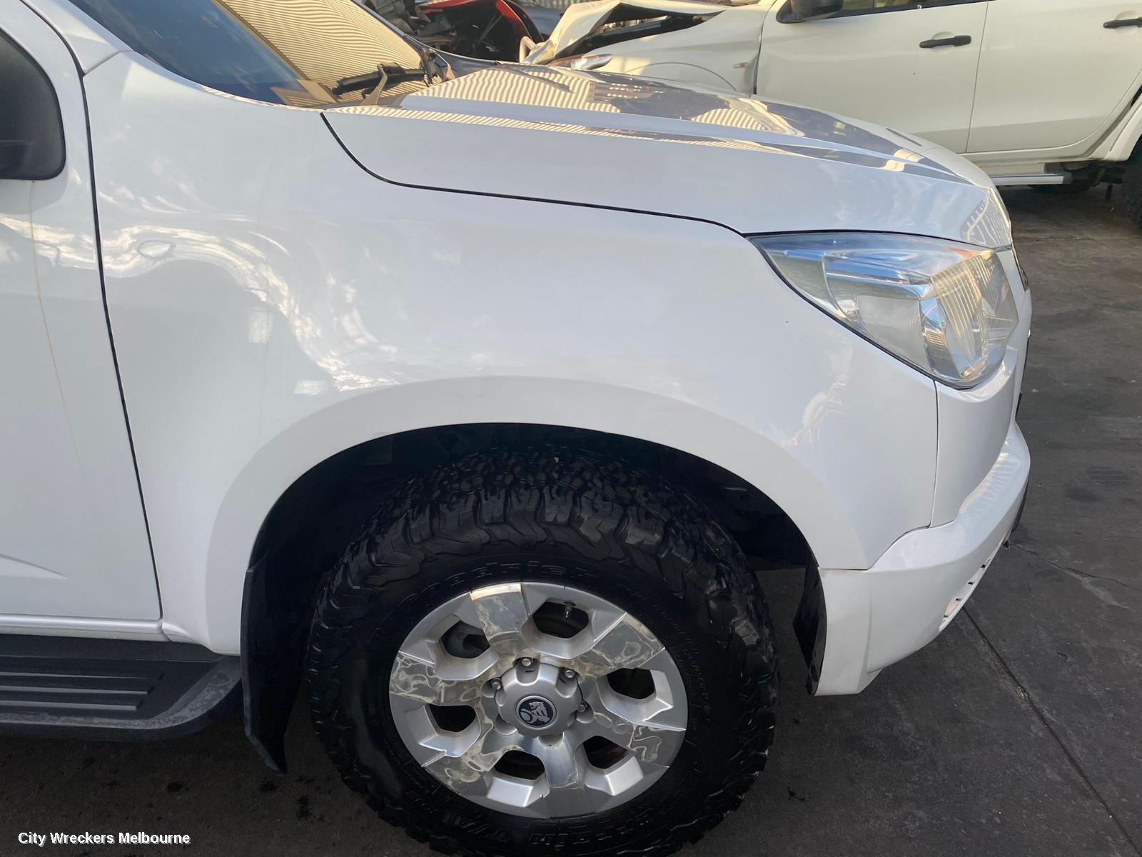 HOLDEN COLORADO OVERFLOW BOTTLE, RG 7, 12/2012 - 06/2016