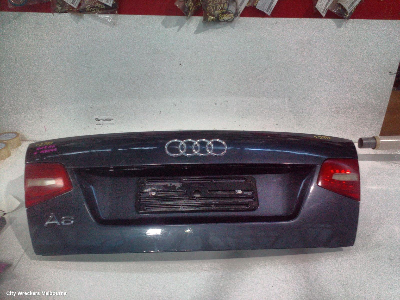 AUDI A6 BOOTLID/TAILGATE, BOOTLID, C6 (UPDATE), SEDAN (HAS GARNISH LIGHTS IN BOOTLID) 12/2008 ONWARDS
