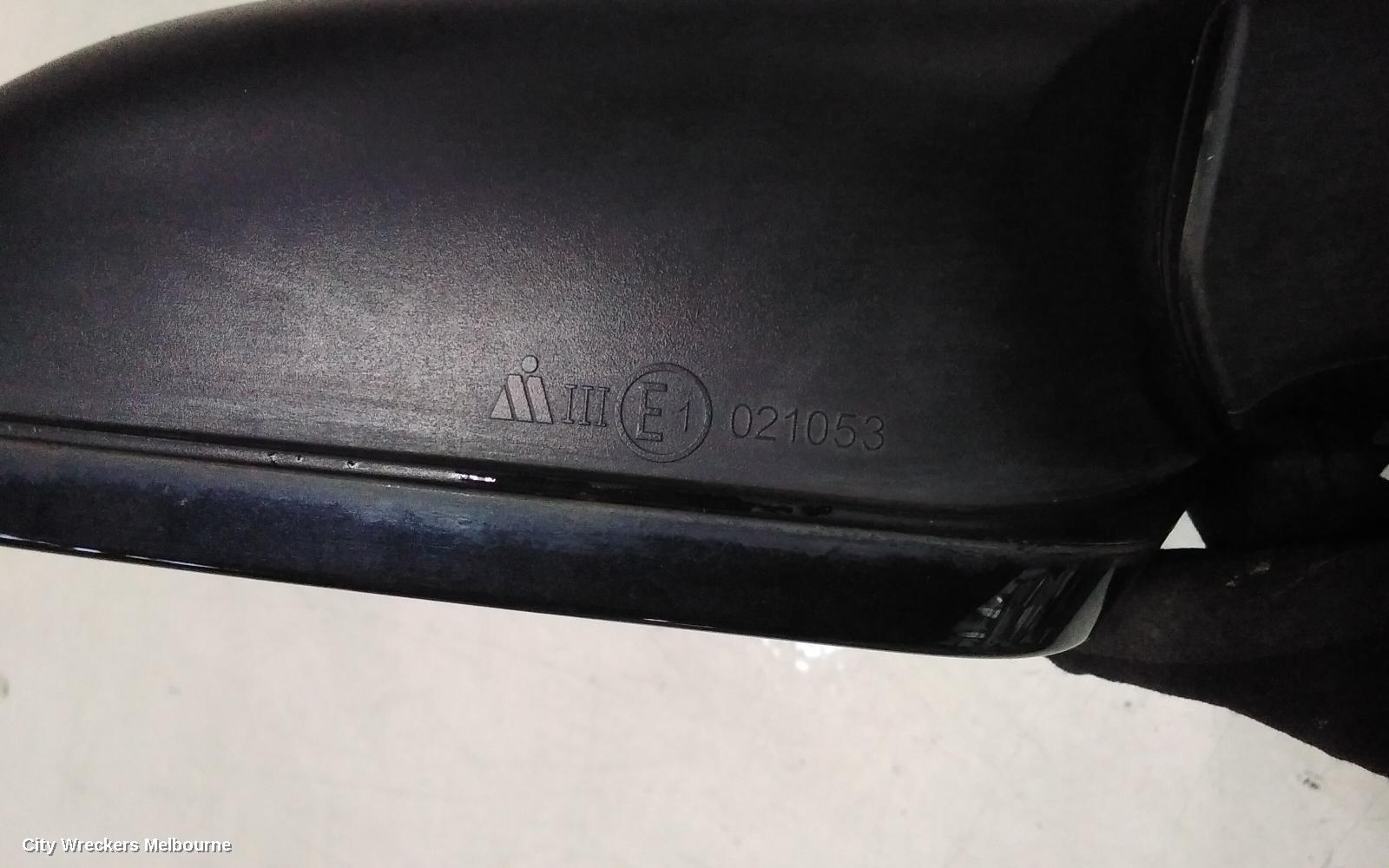 AUDI A4 RIGHT DOOR MIRROR, B8 8K, A4, POWER FOLD, NO LANE CHANGE ASSIST TYPE, 05/2009 - 09/2015