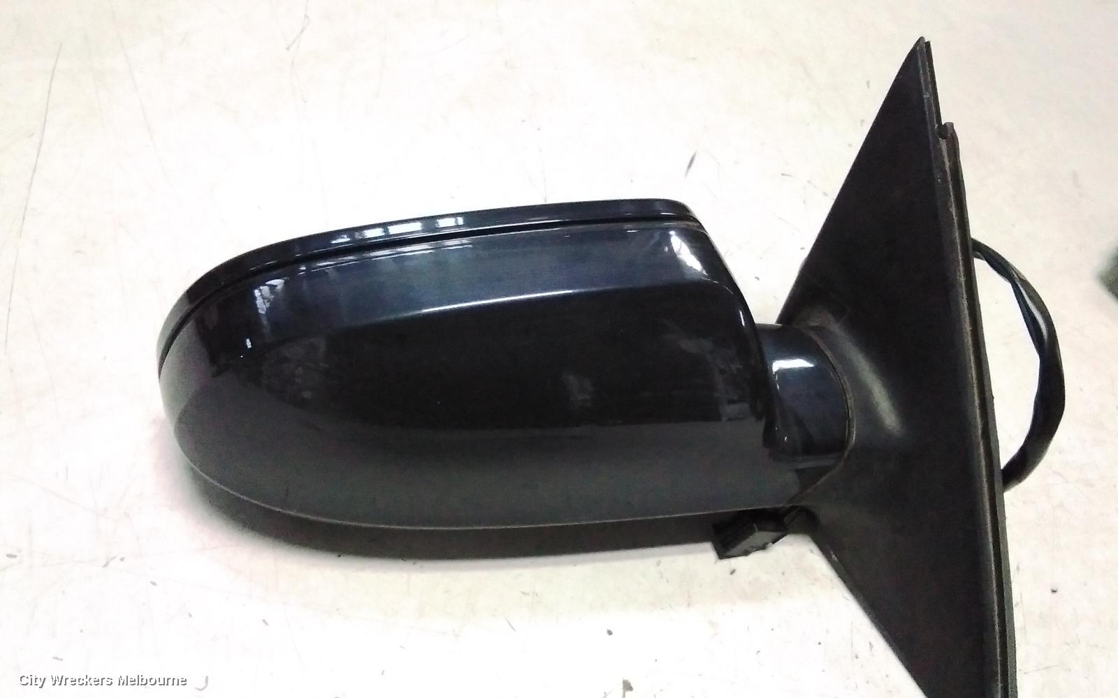 AUDI A4 RIGHT DOOR MIRROR, B8 8K, A4, POWER FOLD, NO LANE CHANGE ASSIST TYPE, 05/2009 - 09/2015