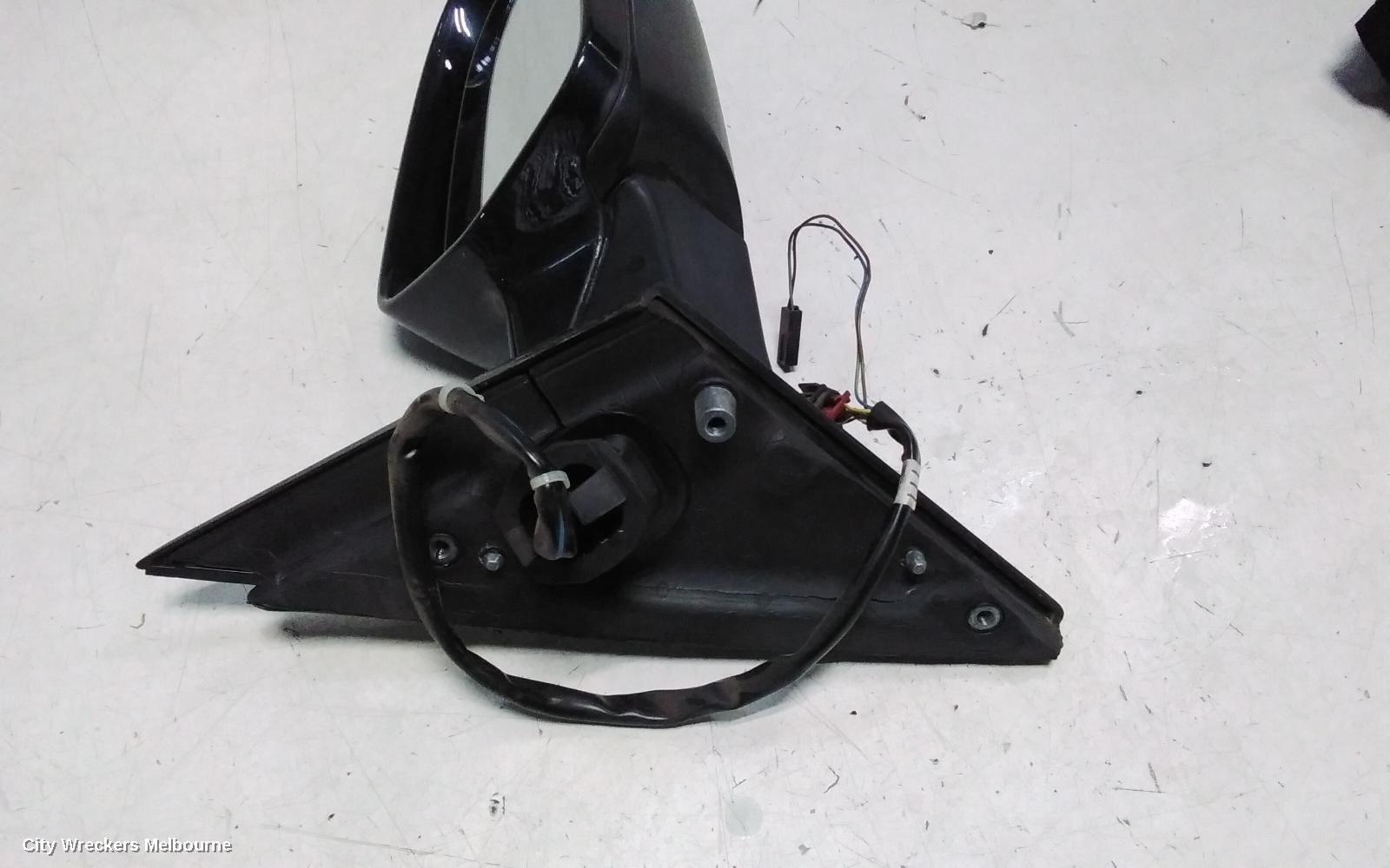 AUDI A4 RIGHT DOOR MIRROR, B8 8K, A4, POWER FOLD, NO LANE CHANGE ASSIST TYPE, 05/2009 - 09/2015