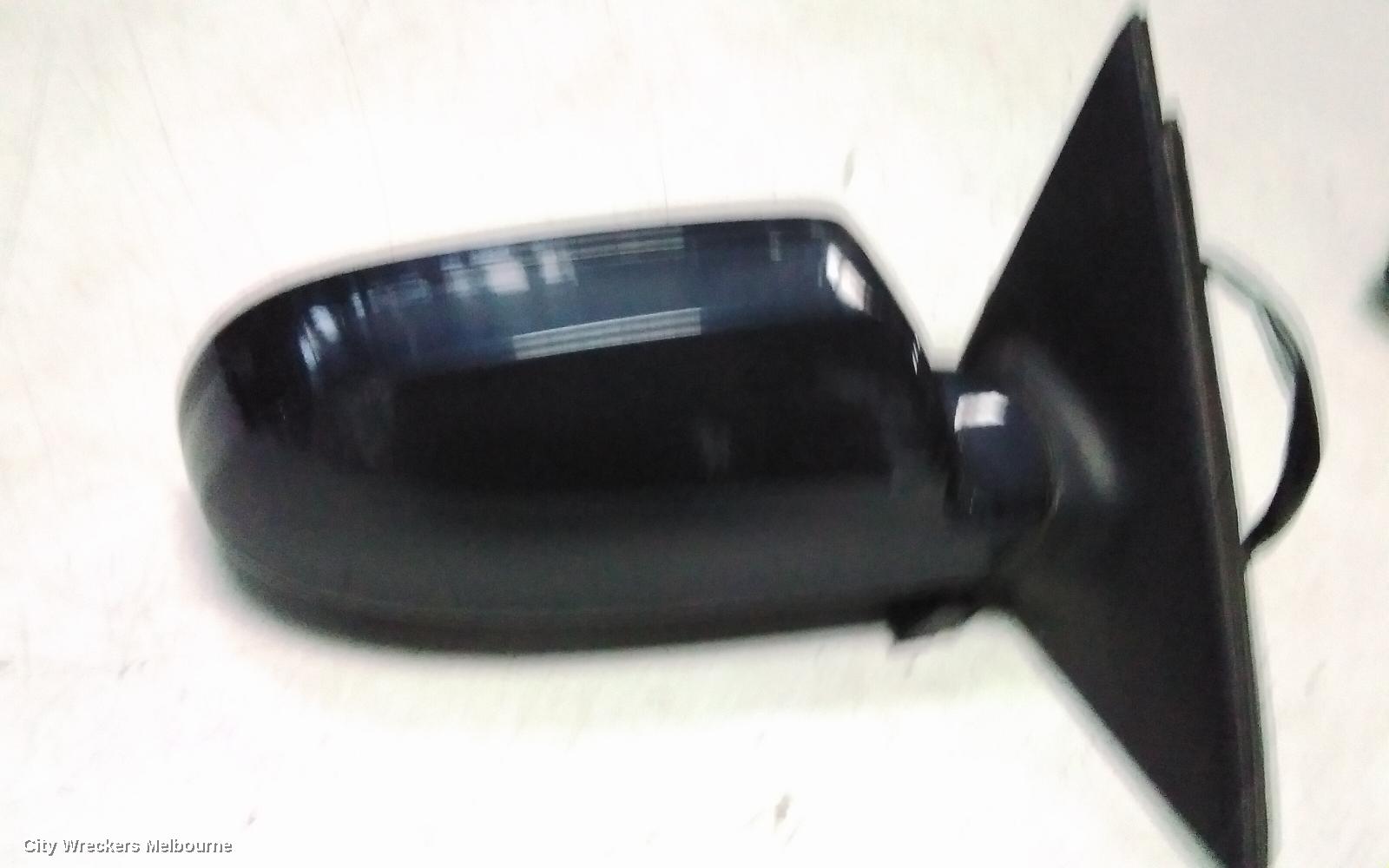 AUDI A4 RIGHT DOOR MIRROR, B8 8K, A4, POWER FOLD, NO LANE CHANGE ASSIST TYPE, 05/2009 - 09/2015