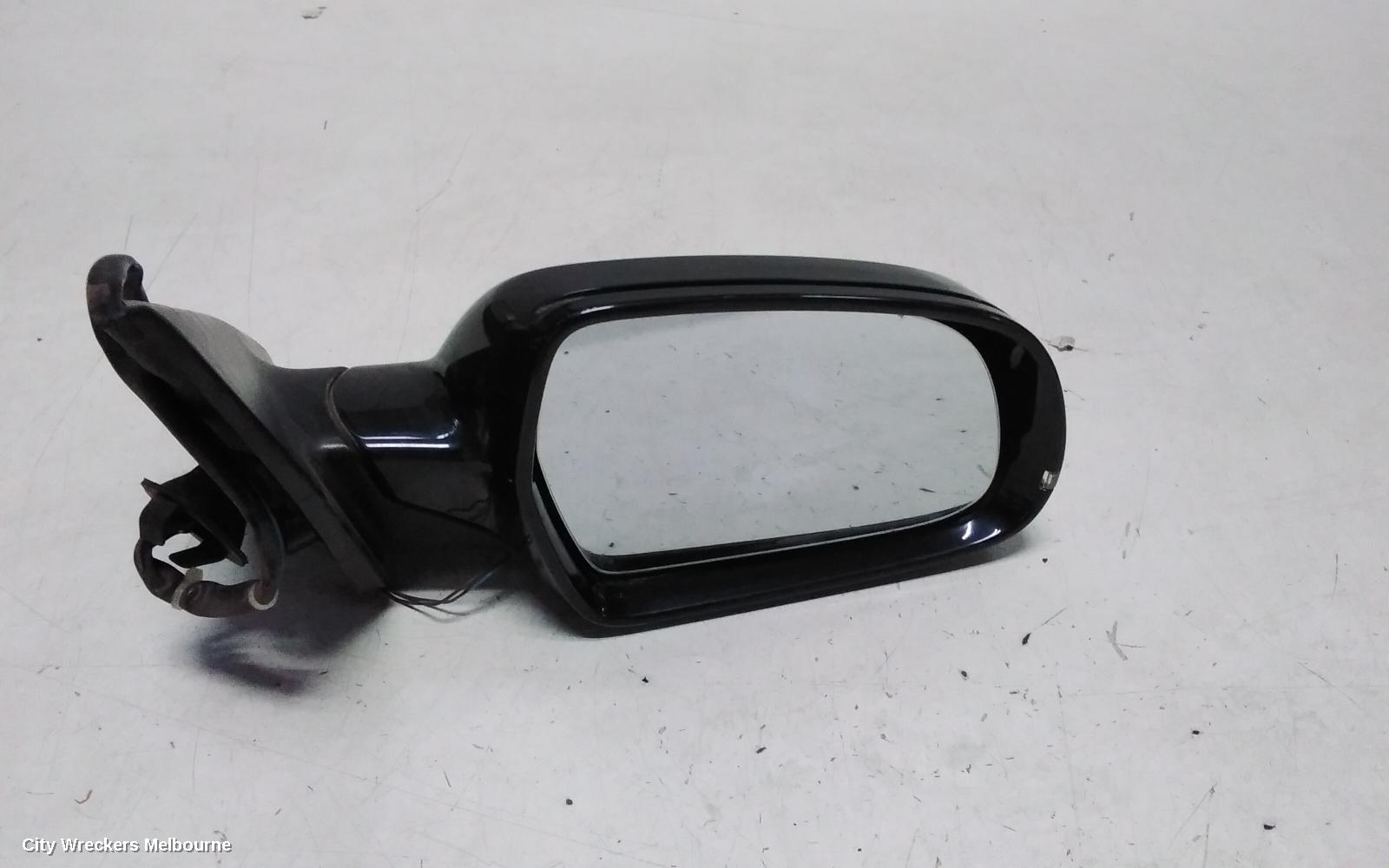 AUDI A4 RIGHT DOOR MIRROR, B8 8K, A4, POWER FOLD, NO LANE CHANGE ASSIST TYPE, 05/2009 - 09/2015