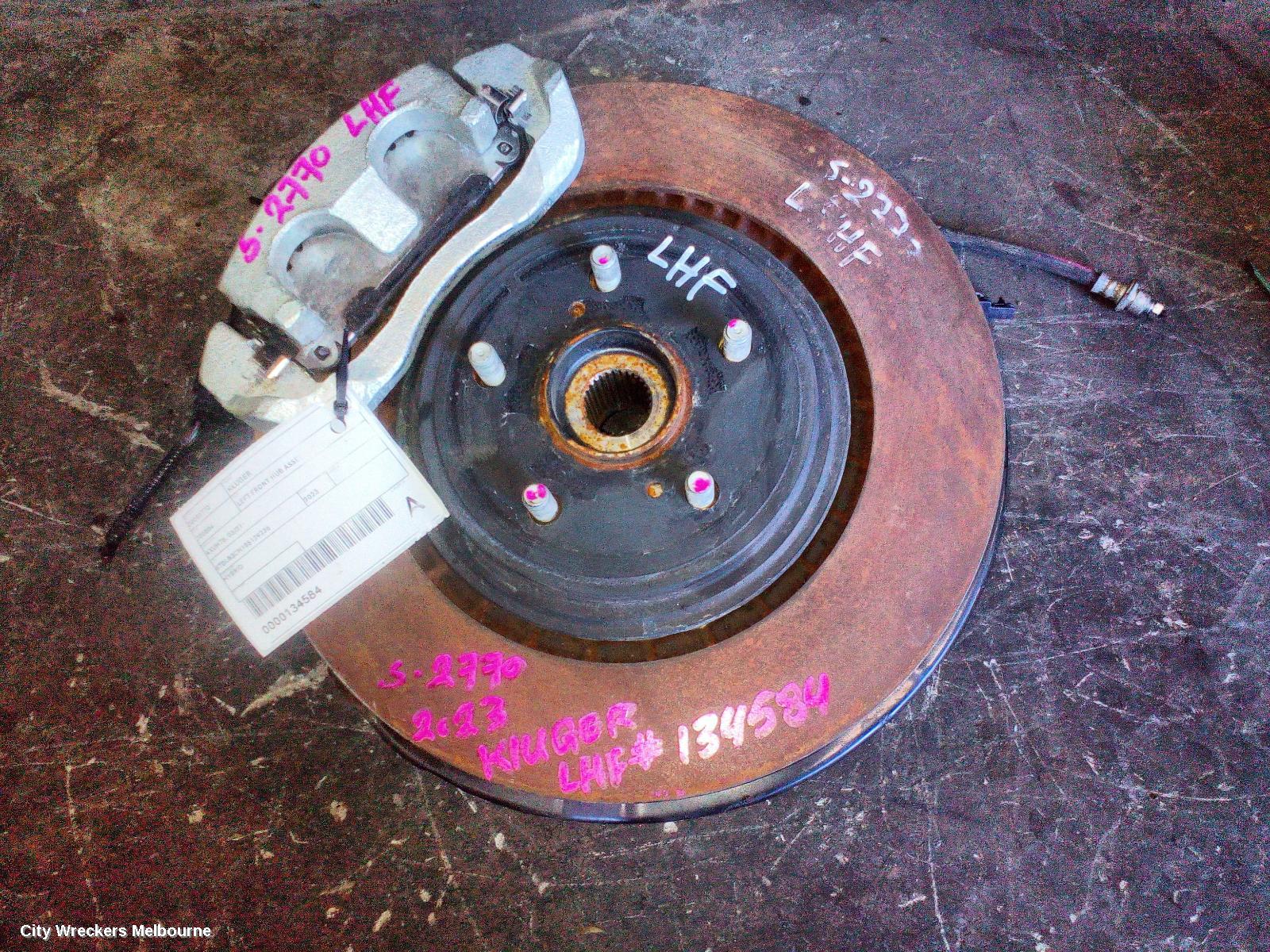 TOYOTA KLUGER LEFT FRONT HUB ASSEMBLY, AXUH78, 03/2021 ONWARDS