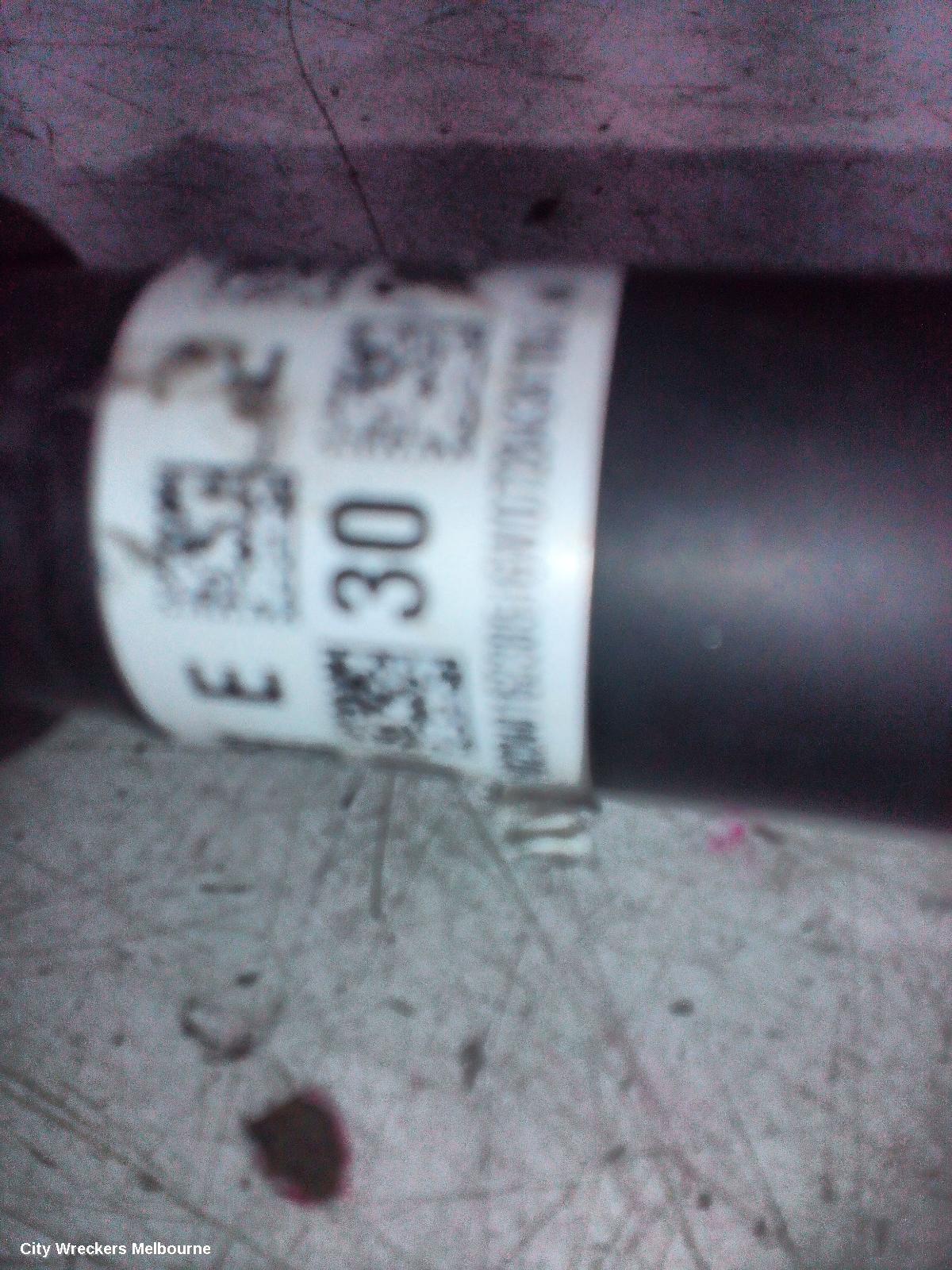 TOYOTA KLUGER RIGHT DRIVESHAFT, GSU70/GSU75/TXUA70R/TXUA75R/AXUH78, FRONT, AUTO T/M, PETROL, 03/2021 ONWARDS