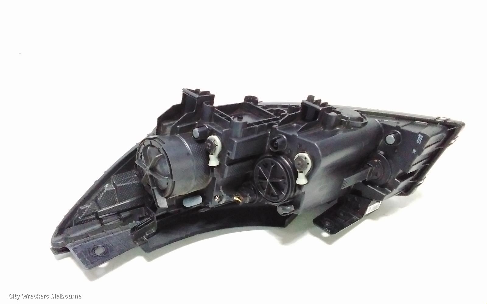 KIA CARNIVAL/GRAND CARNIVAL RIGHT HEADLAMP, YP, SI/SLI, HALOGEN TYPE, 02/2015 - 02/2018
