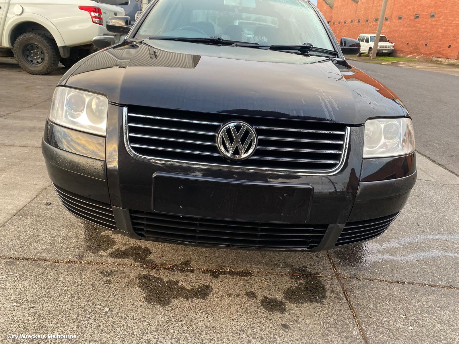 VOLKSWAGEN PASSAT LEFT FRONT DOOR WINDOW, 3B/GP, 03/1997 - 11/2005