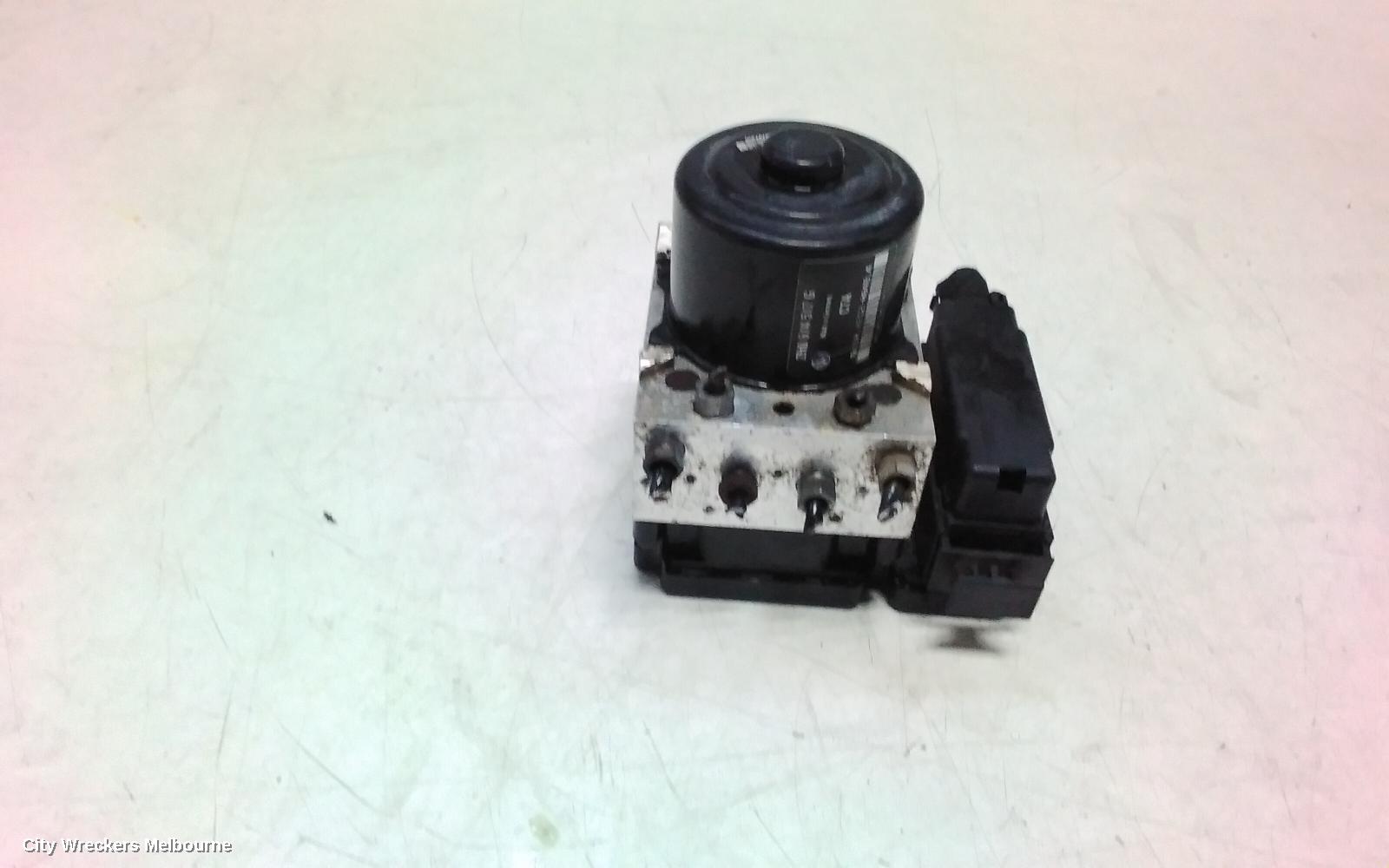 VOLKSWAGEN AMAROK ABS PUMP/MODULATOR, 2H, P/N 2H0614517G, 10/2010 - 09/2022