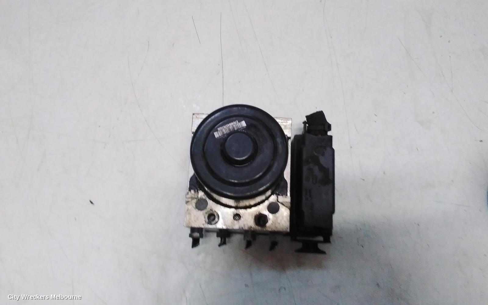 VOLKSWAGEN AMAROK ABS PUMP/MODULATOR, 2H, P/N 2H0614517G, 10/2010 - 09/2022