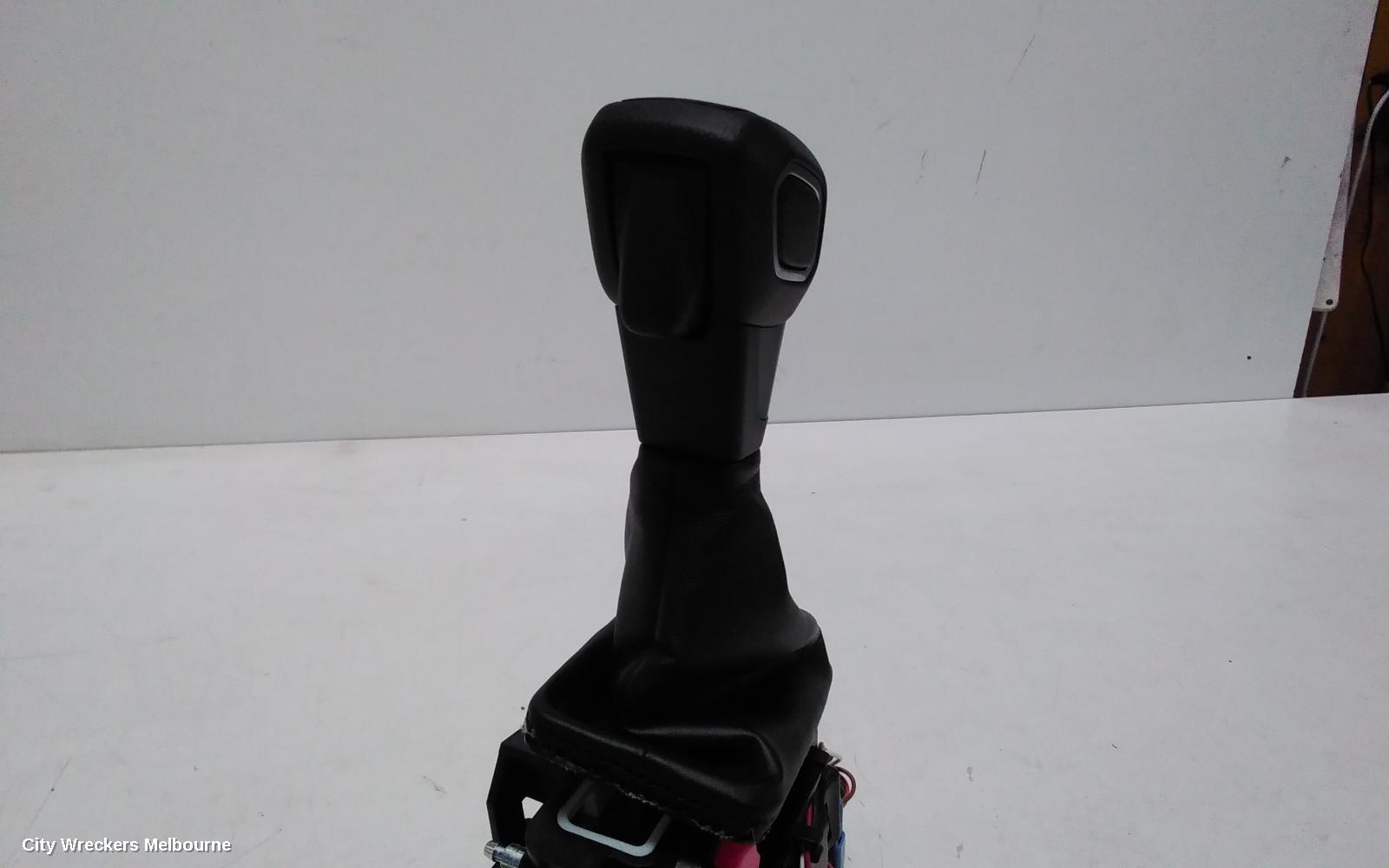 FORD RANGER GEAR STICK/SHIFTER, RA, GEAR SHIFTER, AUTO T/M, DIESEL, 2.0, TURBO/BI-TURBO, W/ BLACK STITCHING TYPE, 05/2022 ONWARDS