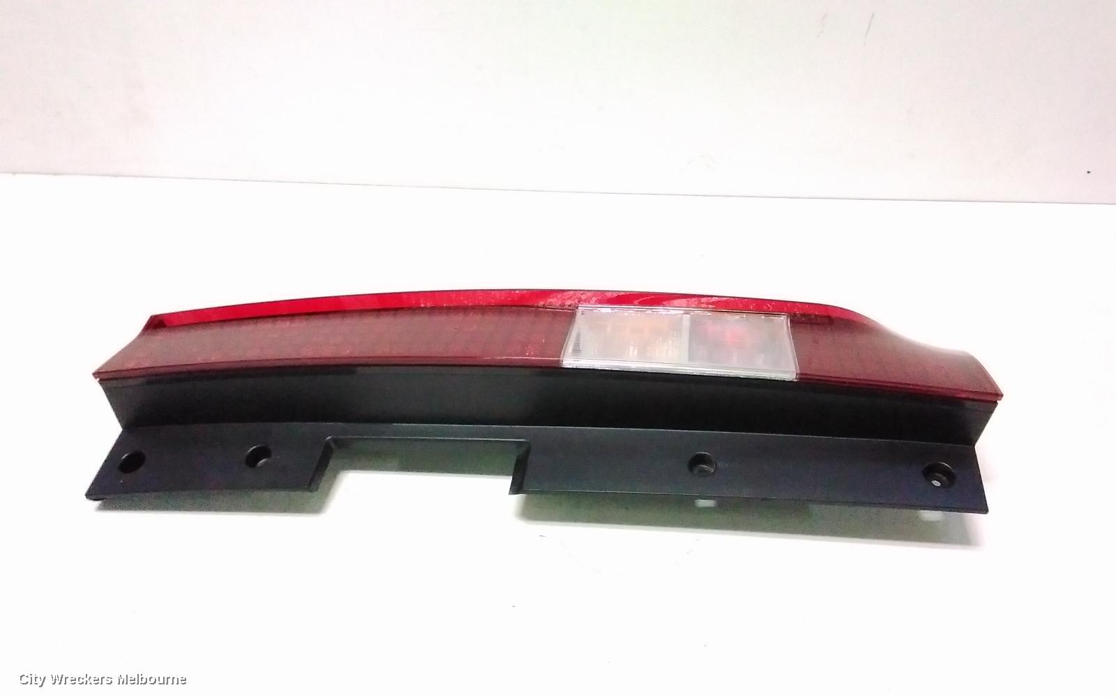 HYUNDAI STARIA RIGHT TAILLIGHT, IN BODY, NON LED TYPE, VAN, LOWER, US4, 04/2021 ONWARDS