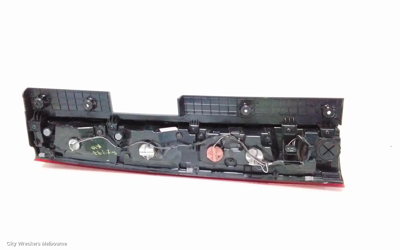 HYUNDAI STARIA RIGHT TAILLIGHT, IN BODY, NON LED TYPE, VAN, LOWER, US4, 04/2021 ONWARDS