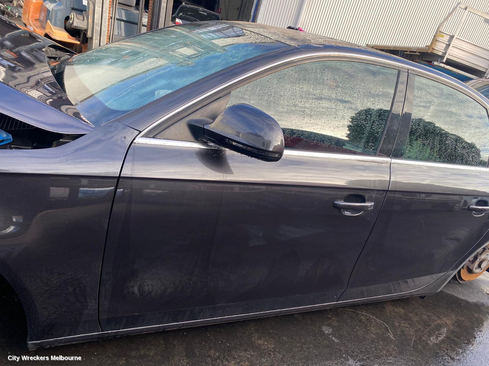 AUDI A4 LEFT DOOR MIRROR, B8 8K, A4, MANUAL FOLD, NO LANE CHANGE ASSIST TYPE, 1 PLUG (6 WIRE), 02/2008 - 05/2009