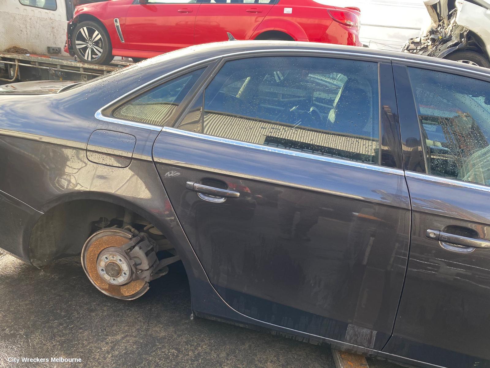 AUDI A4 LEFT DOOR MIRROR, B8 8K, A4, MANUAL FOLD, NO LANE CHANGE ASSIST TYPE, 1 PLUG (6 WIRE), 02/2008 - 05/2009
