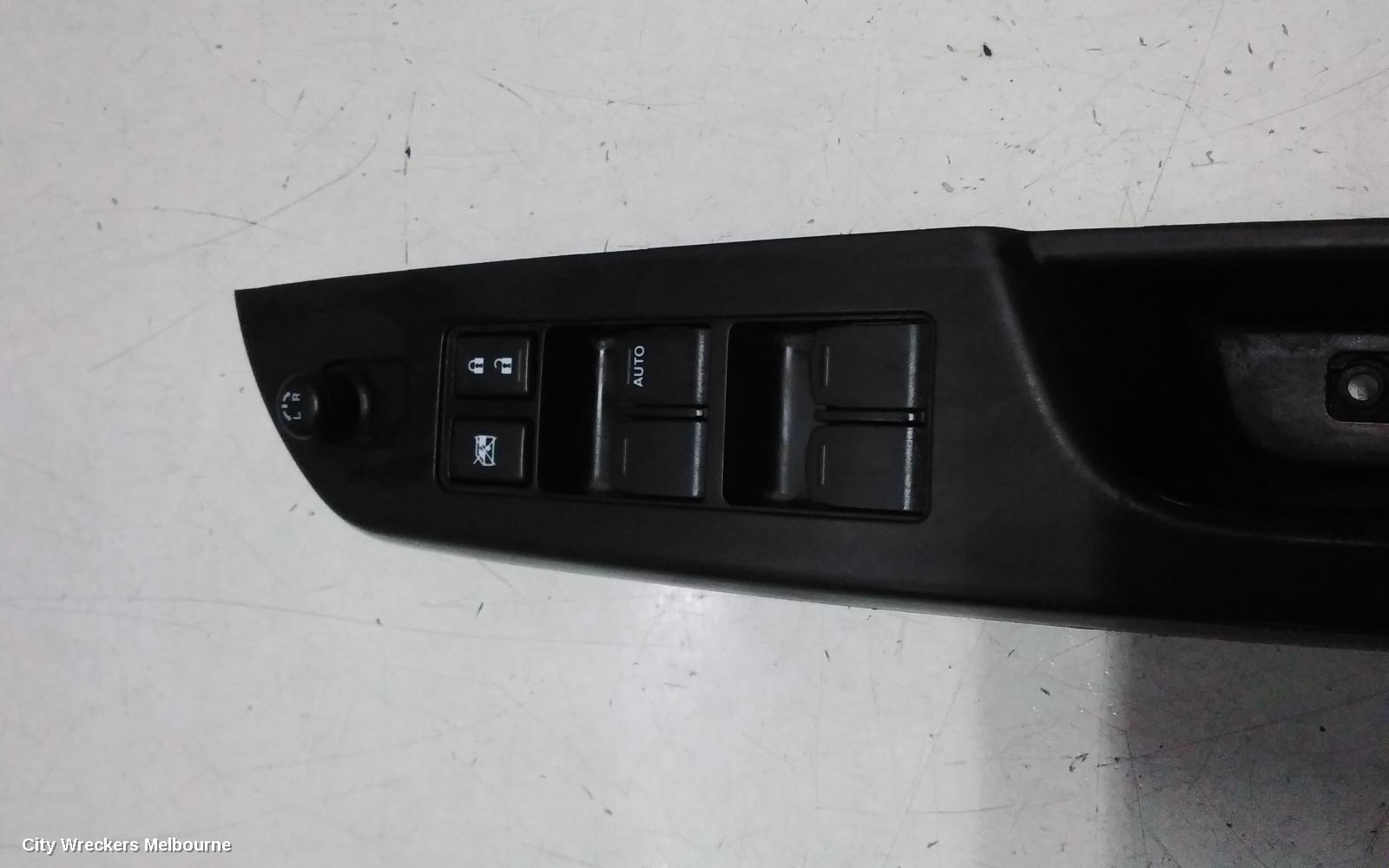 SUZUKI SWIFT PWR DR WIND SWITCH, RH FRONT (MASTER SWITCH), FZ, 18 PIN TYPE, 08/2010 - 03/2017