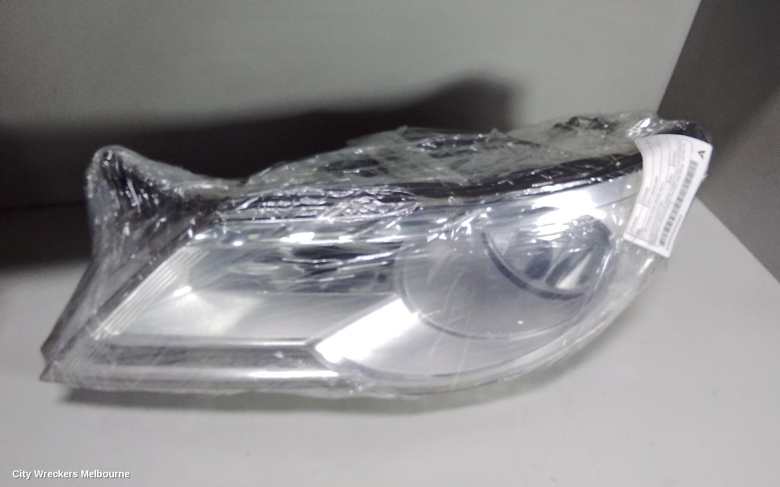 VOLKSWAGEN TIGUAN LEFT HEADLAMP, 5N, HALOGEN TYPE, 05/2008 - 06/2011