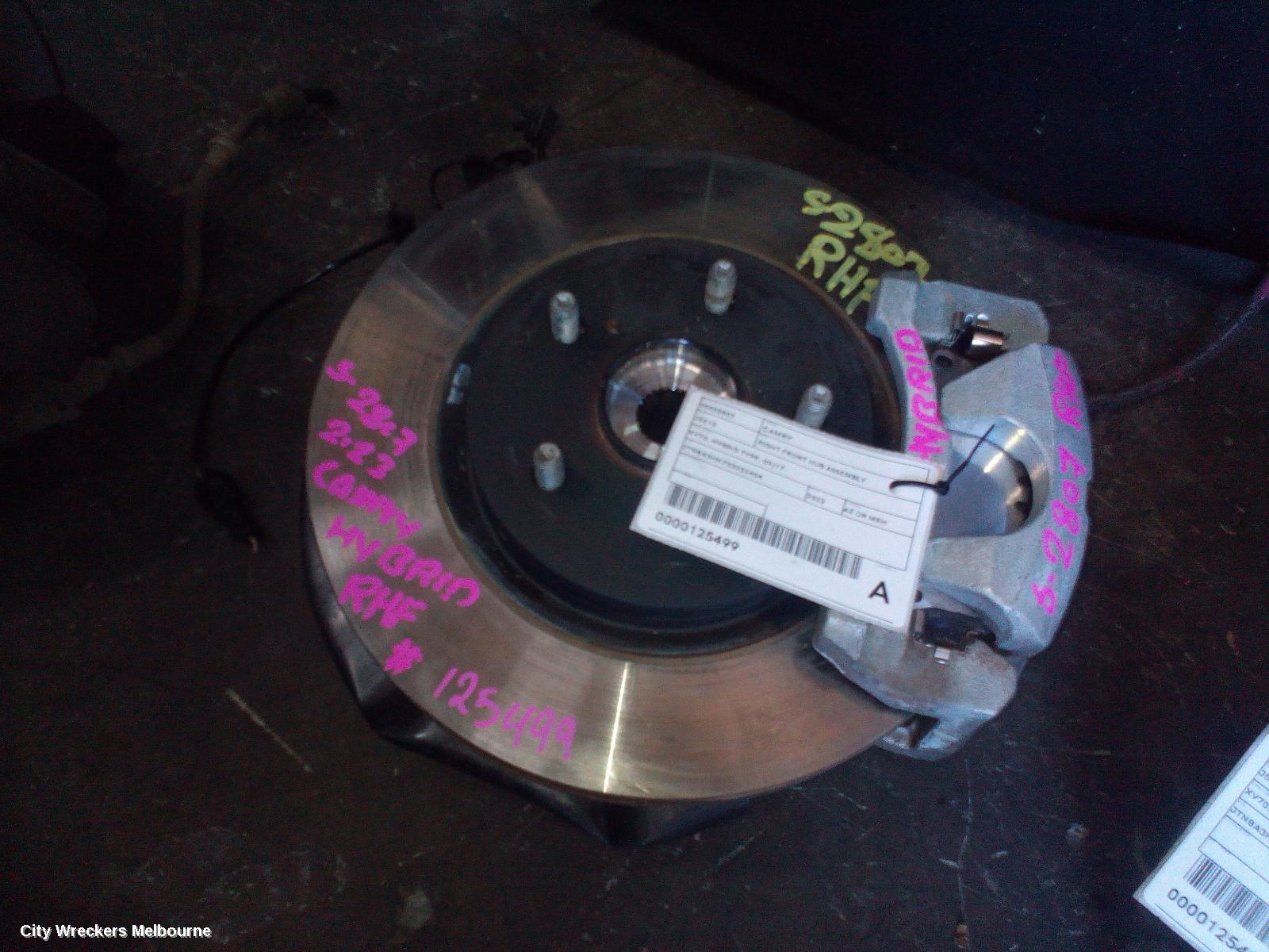 TOYOTA CAMRY RIGHT FRONT HUB ASSEMBLY, XV70, HEV, 09/2017 - 05/2024