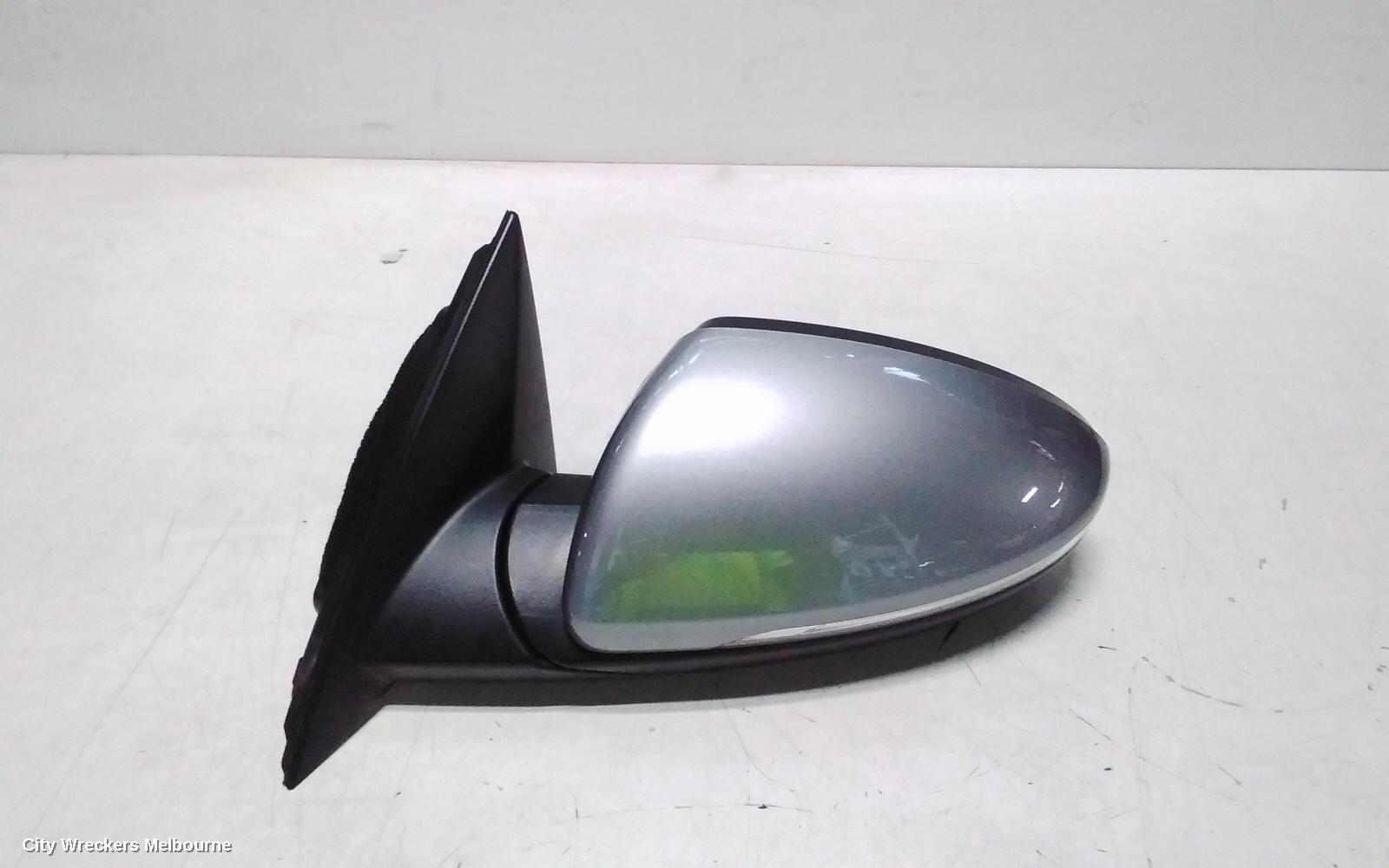 KIA CERATO LEFT DOOR MIRROR, BD, COLOUR CODED, POWER FOLD, W/ BLIND SPOT TYPE, 04/2018 ONWARDS