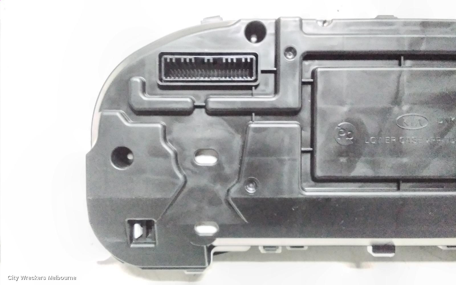 KIA CERATO INSTRUMENT CLUSTER, PETROL, AUTO T/M, BD, 04/2021 ONWARDS