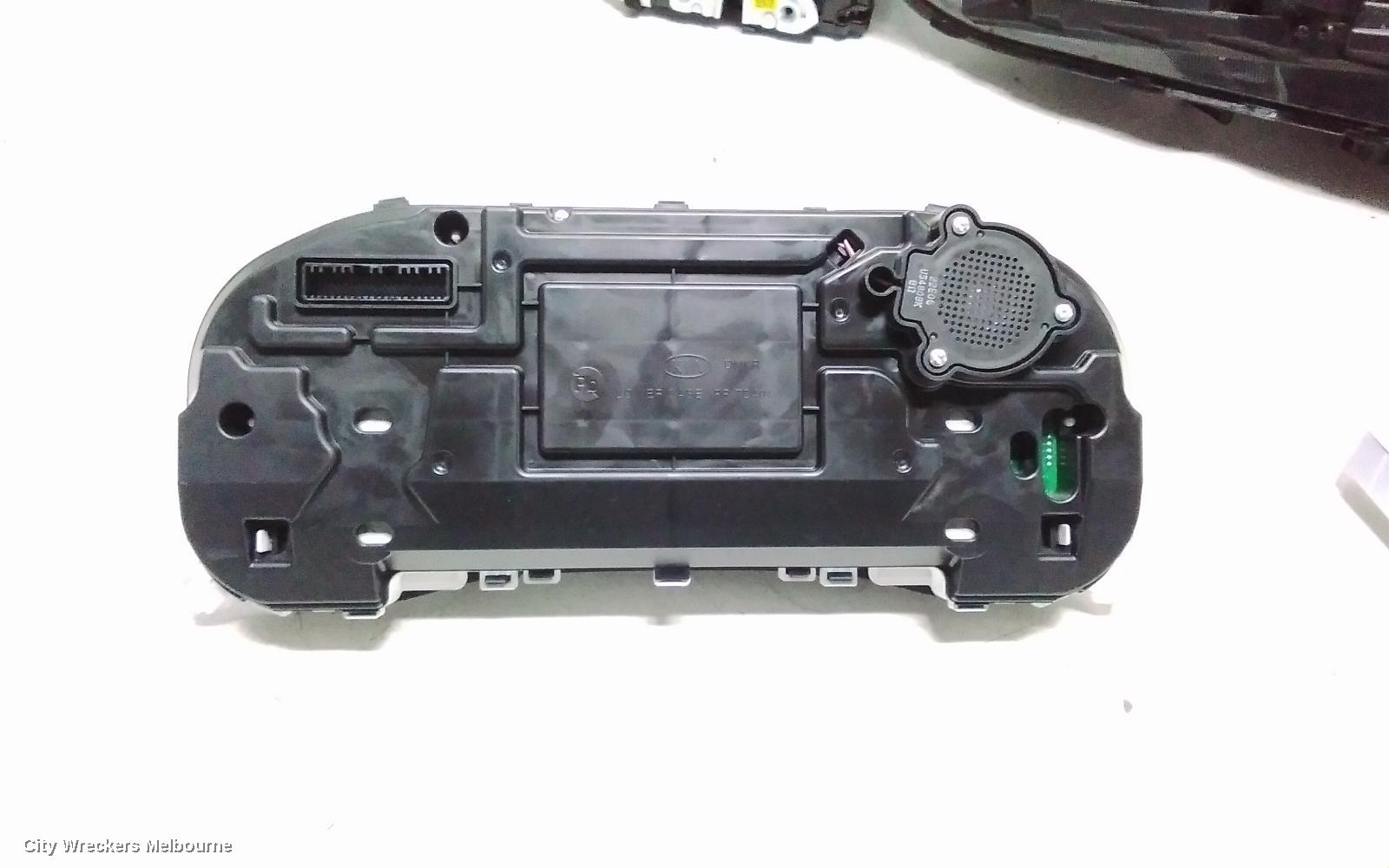 KIA CERATO INSTRUMENT CLUSTER, PETROL, AUTO T/M, BD, 04/2021 ONWARDS