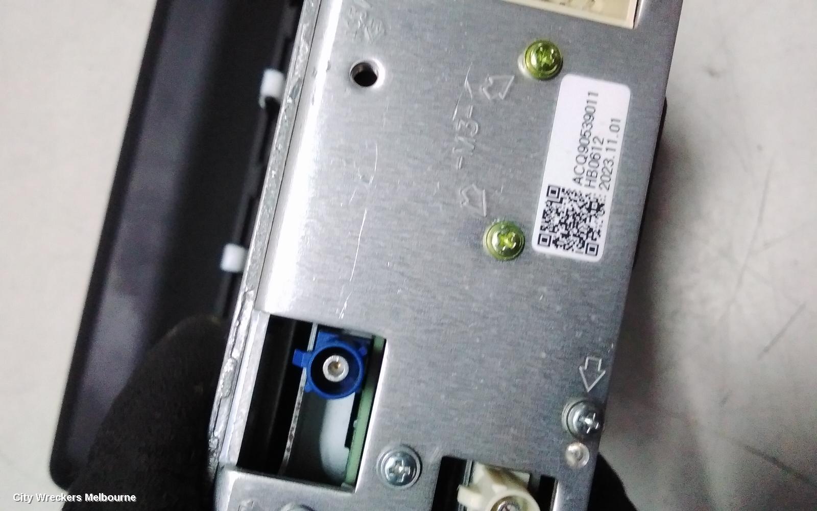 KIA CERATO RADIO/CD/DVD/SAT/TV, HEAD UNIT & TOUCHSCREEN, 10.25IN, W/ NAVIGATION TYPE, BD, 04/2021 ONWARDS