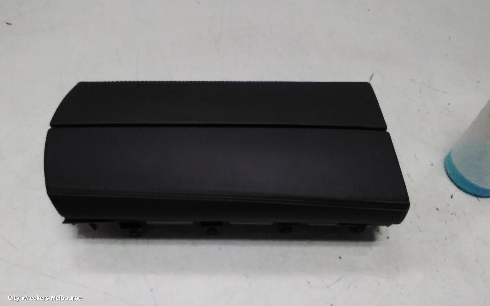 NISSAN XTRAIL CONSOLE, T33, CONSOLE LID ONLY, LEATHER, BLACK, 08/2022 ONWARDS