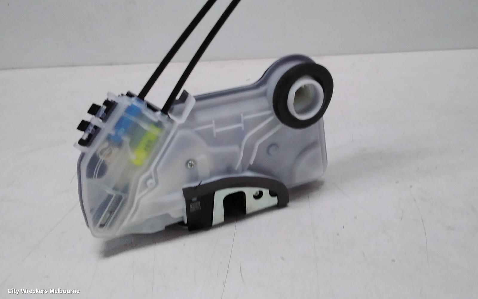TOYOTA COROLLA CROSS DOOR/BOOT/GATE LOCK, XG10, RIGHT FRONT DOOR LOCK, 01/2022 ONWARDS