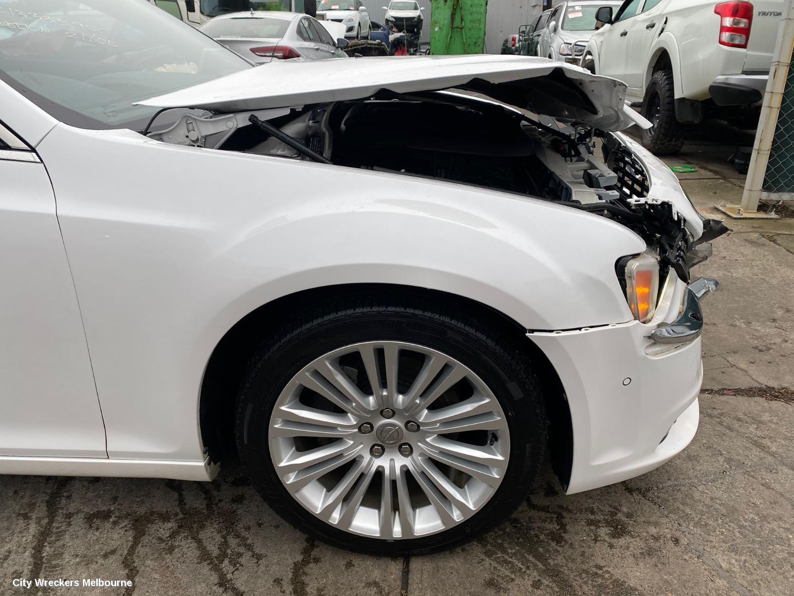 CHRYSLER 300C RIGHT TAILLIGHT, LX2, 07/2012 - 12/2014