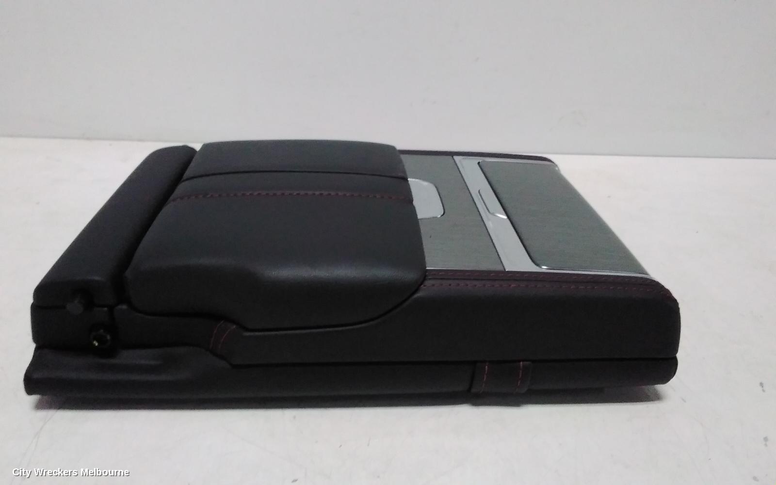 MG HS CONSOLE, SAS23, CONSOLE LID ONLY, LEATHER, BLACK, W/ RED STICHING TYPE, 08/2019 - 12/2024