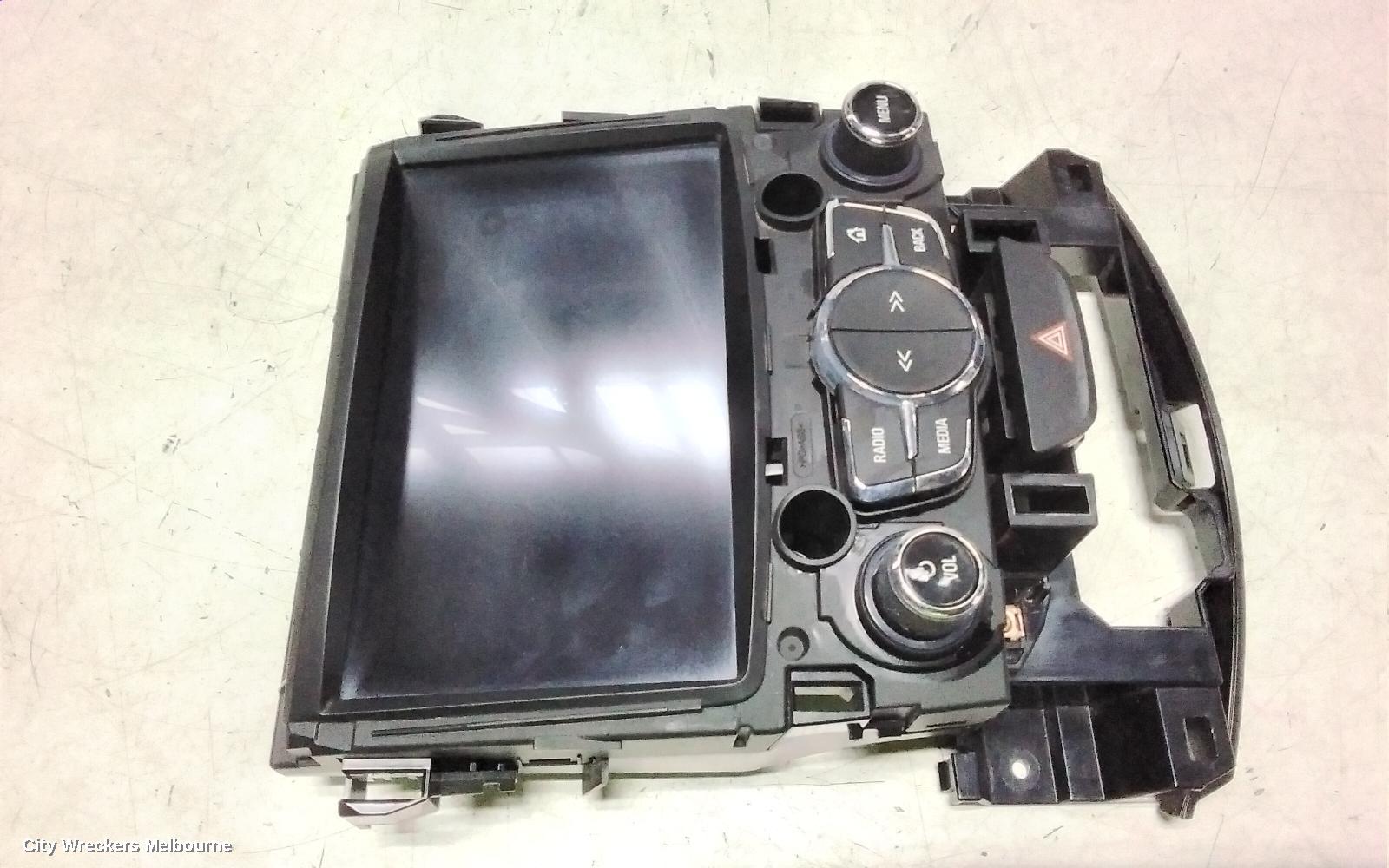 HOLDEN ASTRA RADIO/CD/DVD/SAT/TV, HEAD UNIT, W/ DISPLAY UNIT, 8IN TOUCHSCREEN, SAT NAV TYPE, BK-BL, 09/2016 - 12/2020