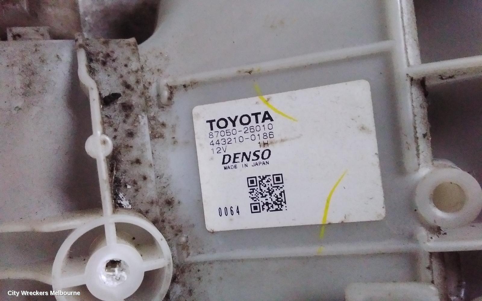 TOYOTA HIACE HEATER CORE/BOX, TRH/KDH, 03/2005 - 04/2019