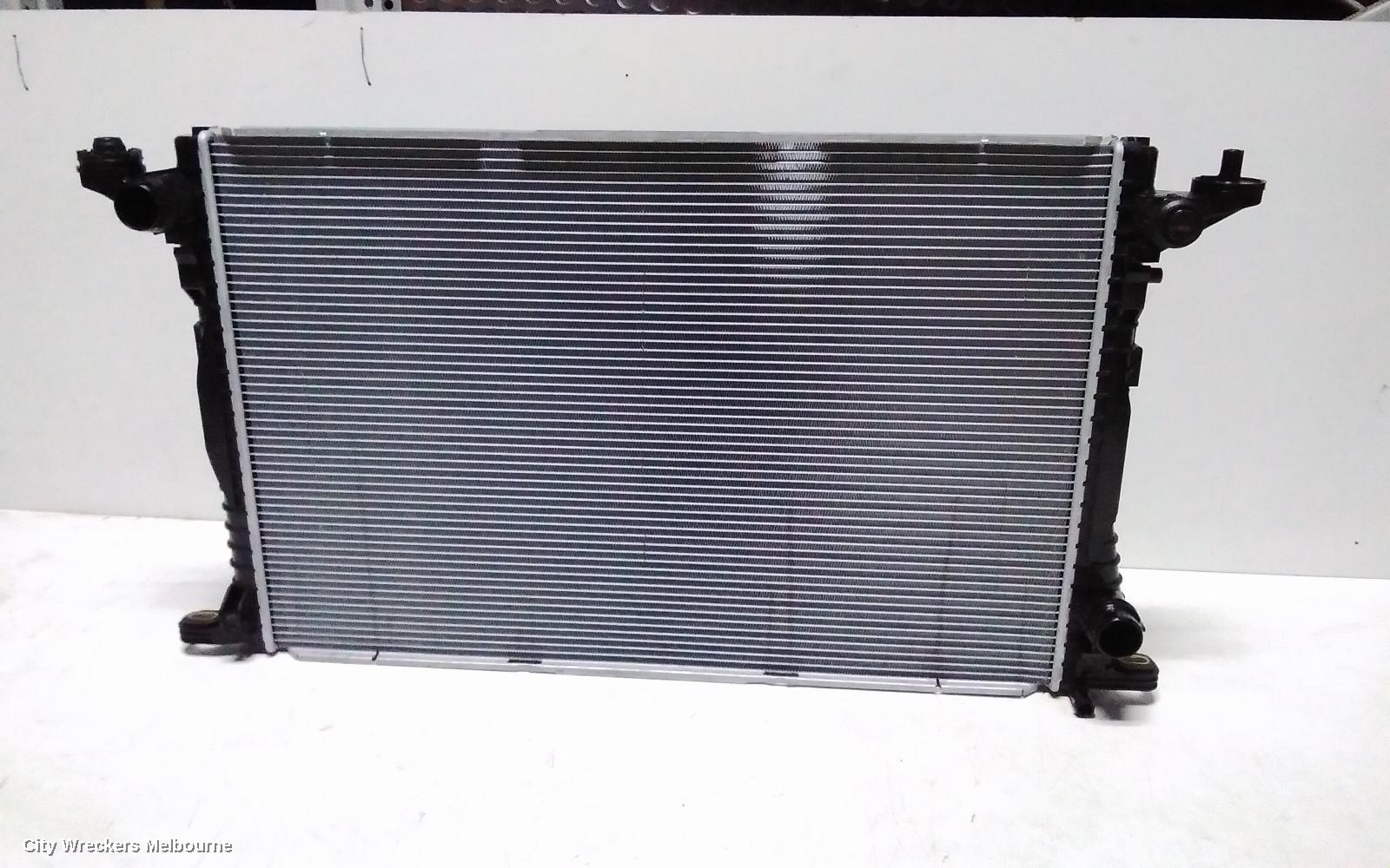AUDI Q7 RADIATOR, AUTO, 3.0, DIESEL/PETROL, 4M, 09/2015 ONWARDS
