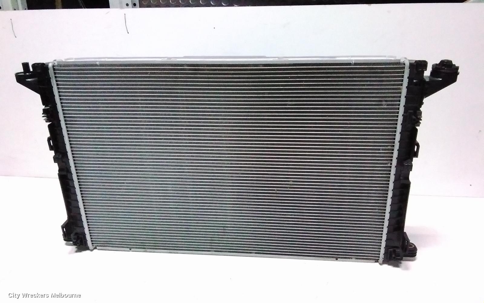 AUDI Q7 RADIATOR, AUTO, 3.0, DIESEL/PETROL, 4M, 09/2015 ONWARDS