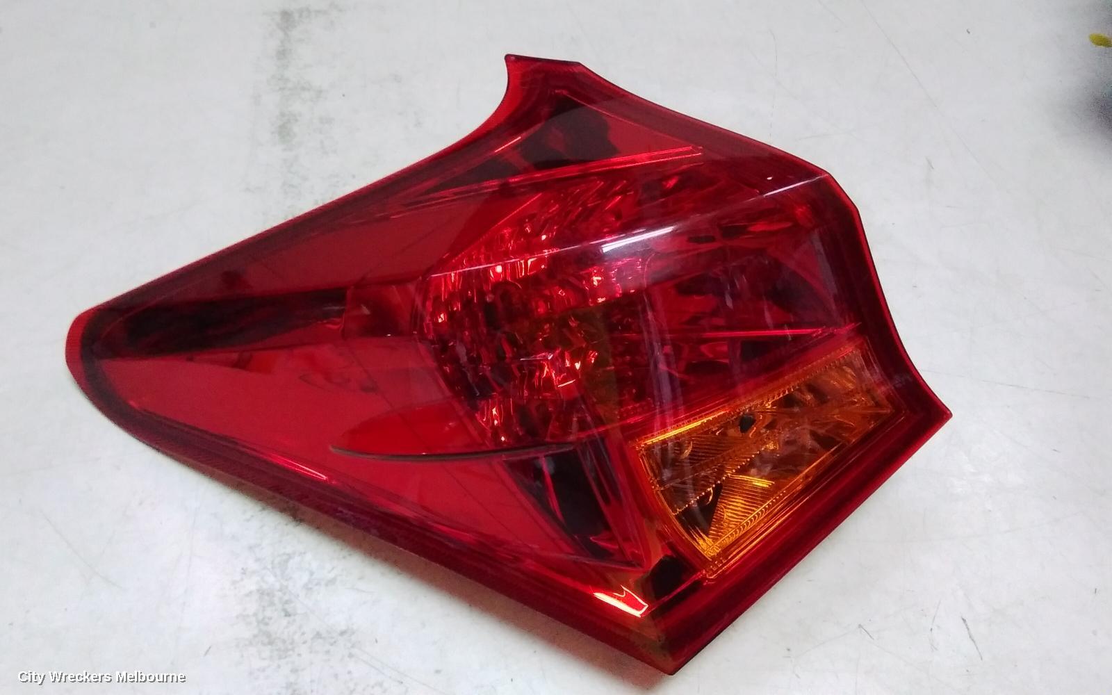 TOYOTA COROLLA LEFT TAILLIGHT, ZRE182R, HATCH, 10/2012 - 03/2015