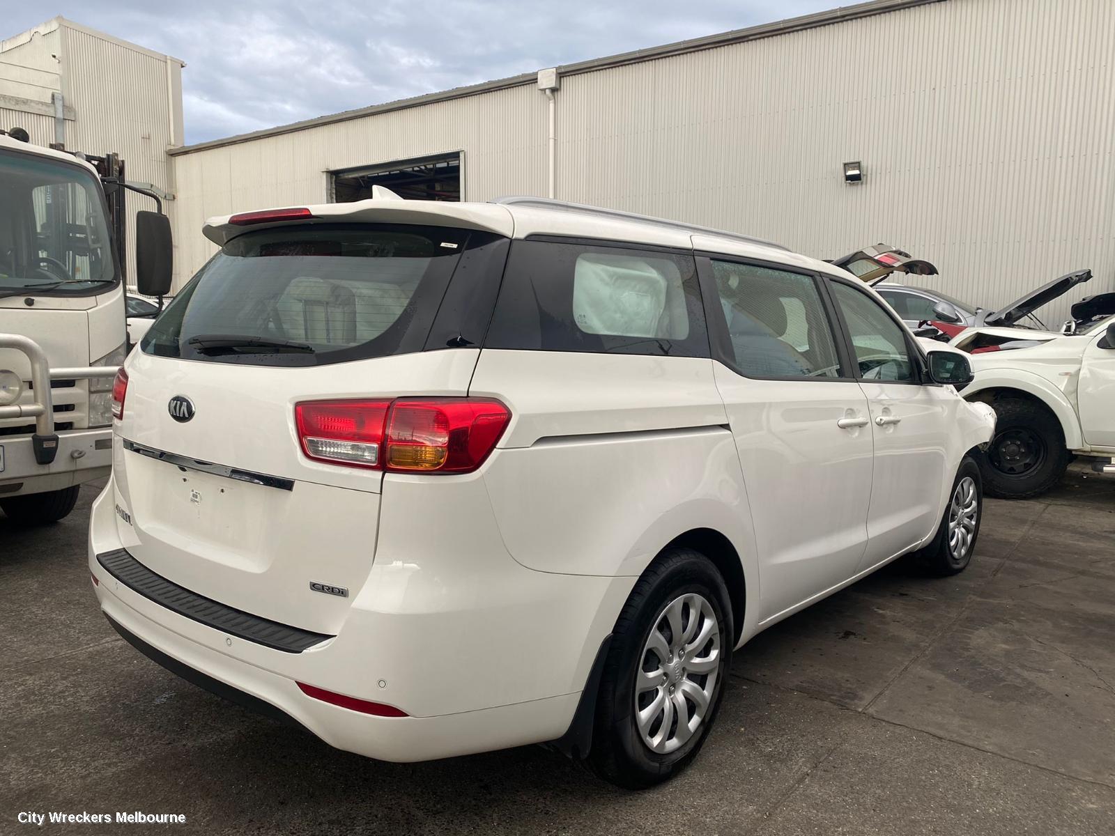 KIA CARNIVAL/GRAND CARNIVAL LEFT FRONT DOOR WINDOW, YP, 02/2015 - 10/2020