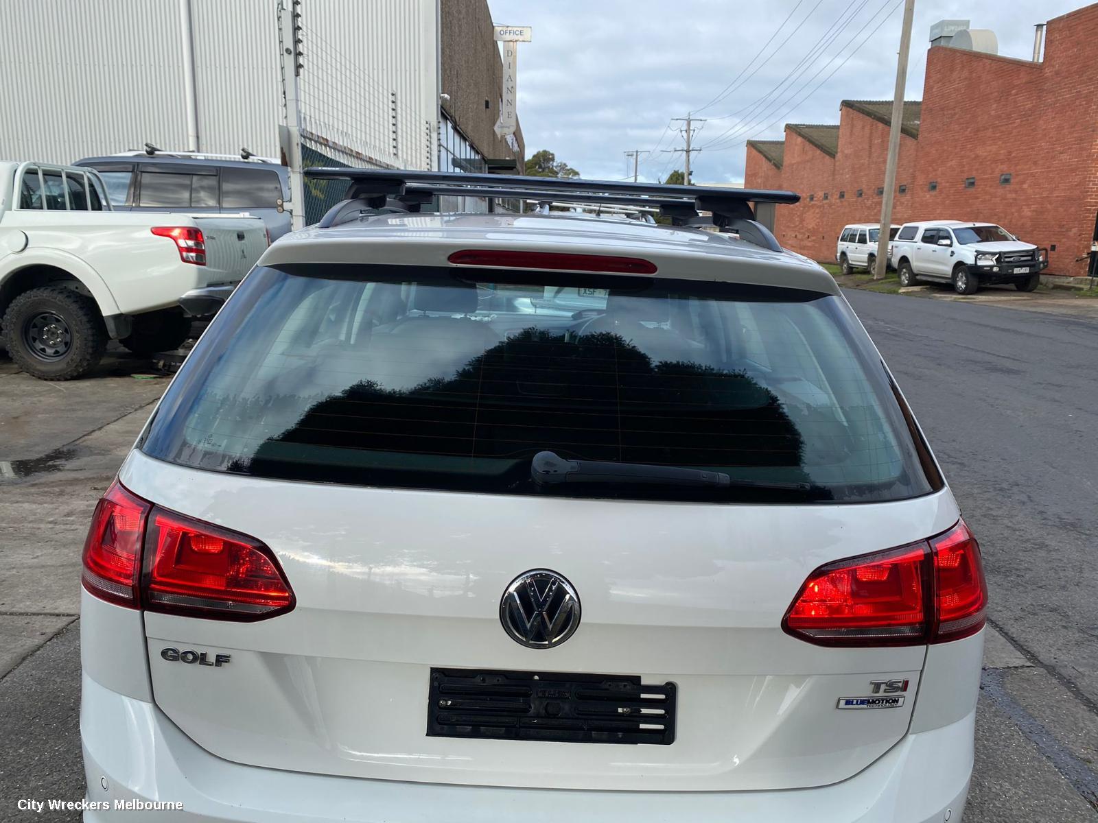 VOLKSWAGEN GOLF HIGH LEVEL STOPLIGHT, GEN 7, 11/2012 - 08/2020