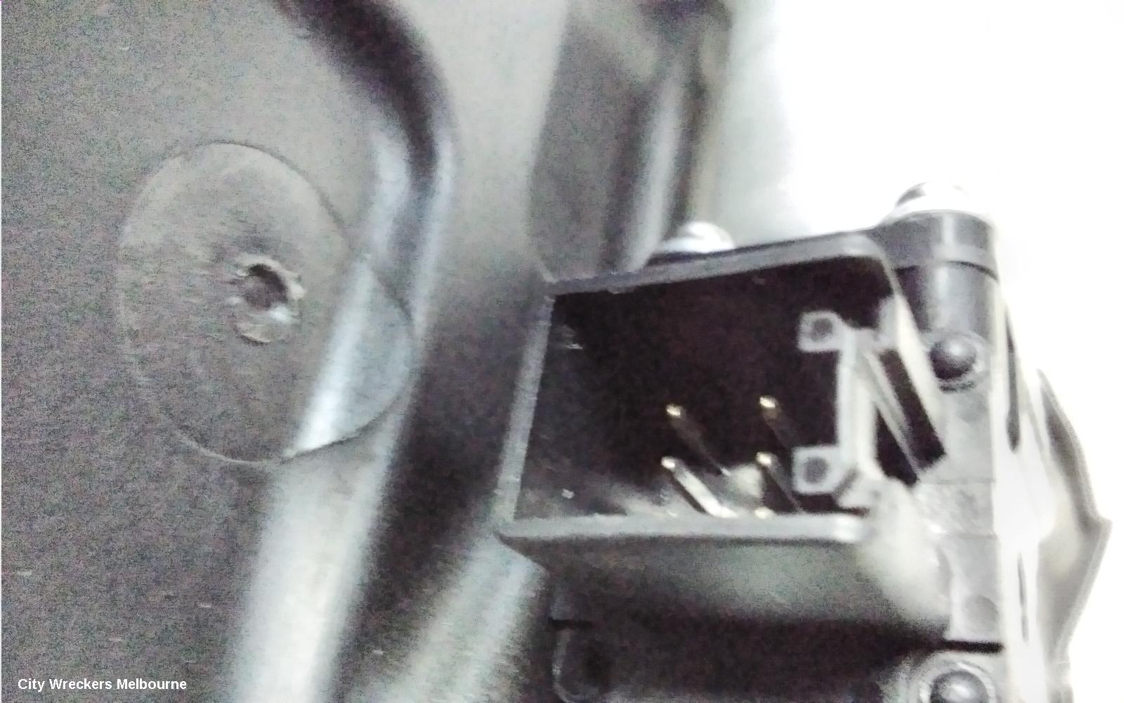 MAZDA 3 RIGHT FRONT WINDOW REG/MOTOR, BL, POWER, 04/2009 - 10/2013