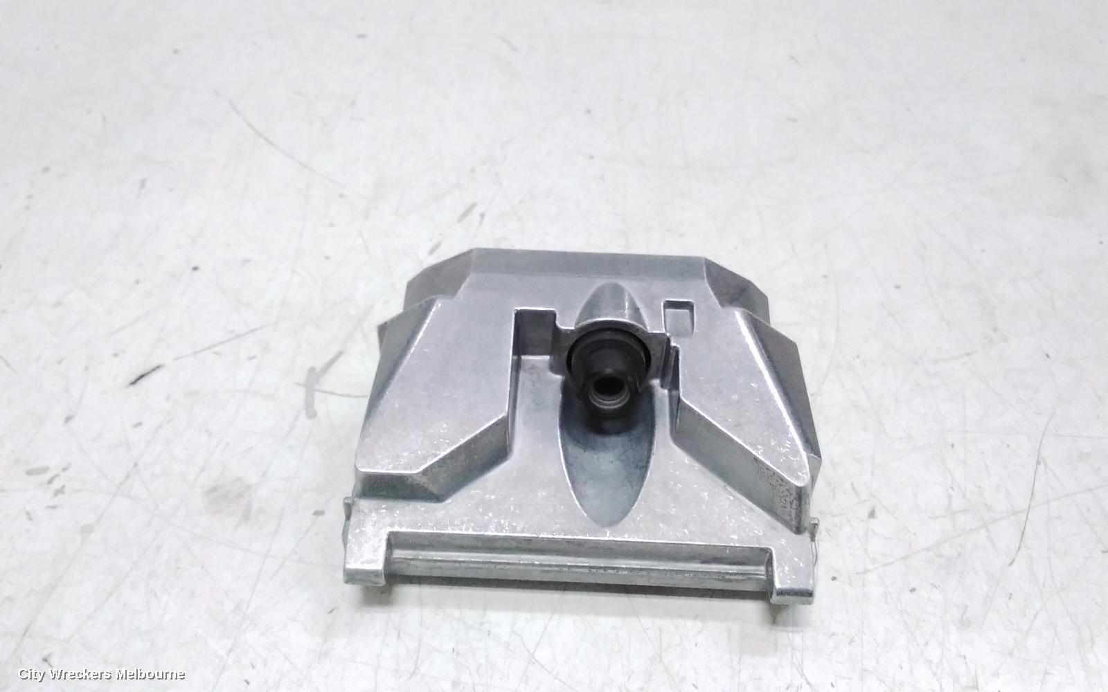 MAZDA CX30 REVERSE CAMERA, FRONT CAMERA (WINDSCREEN MOUNTED), DM, 10/2019 ONWARDS
