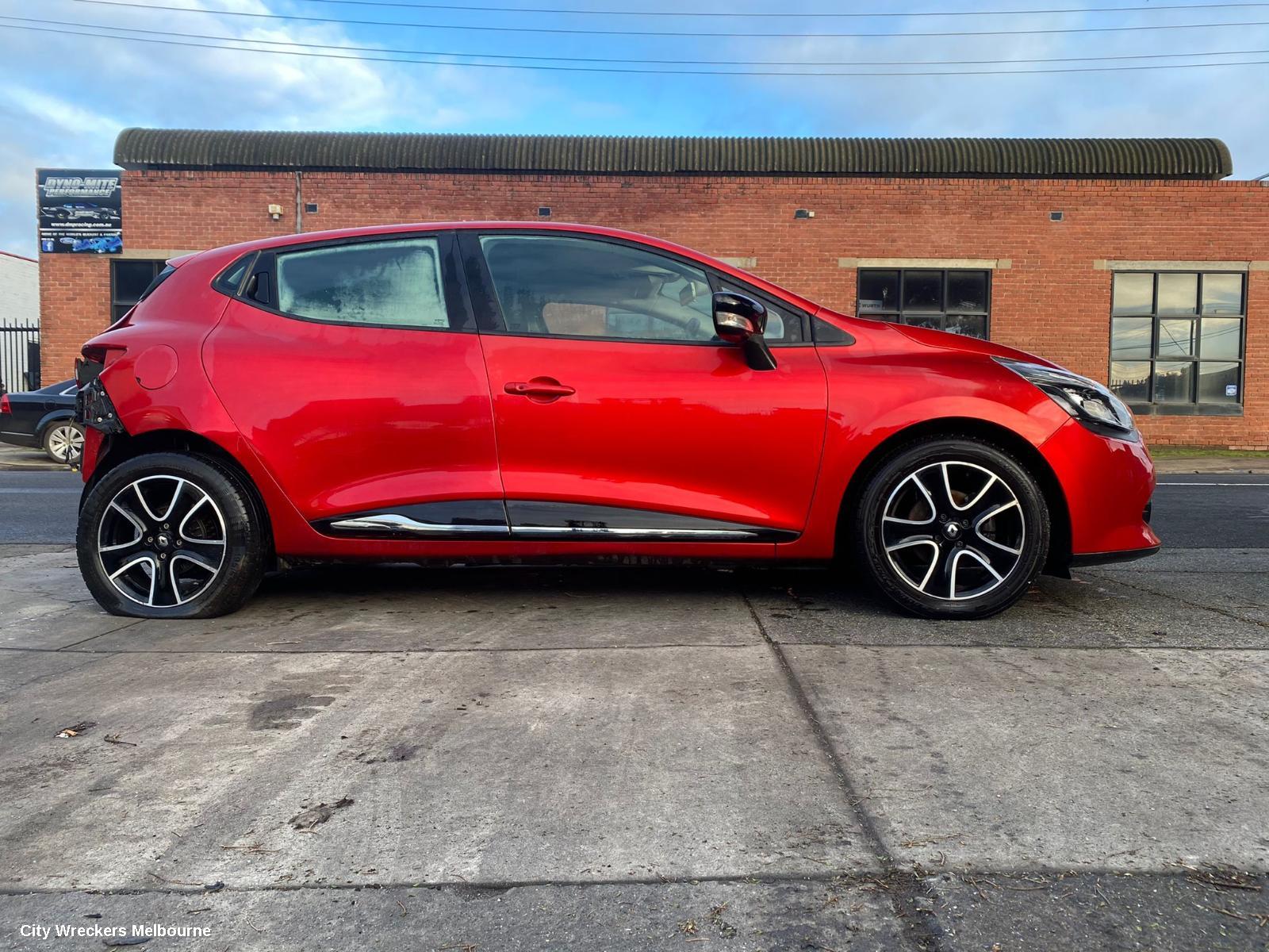 RENAULT CLIO DOOR HANDLE, X98, 09/2013 - 10/2019