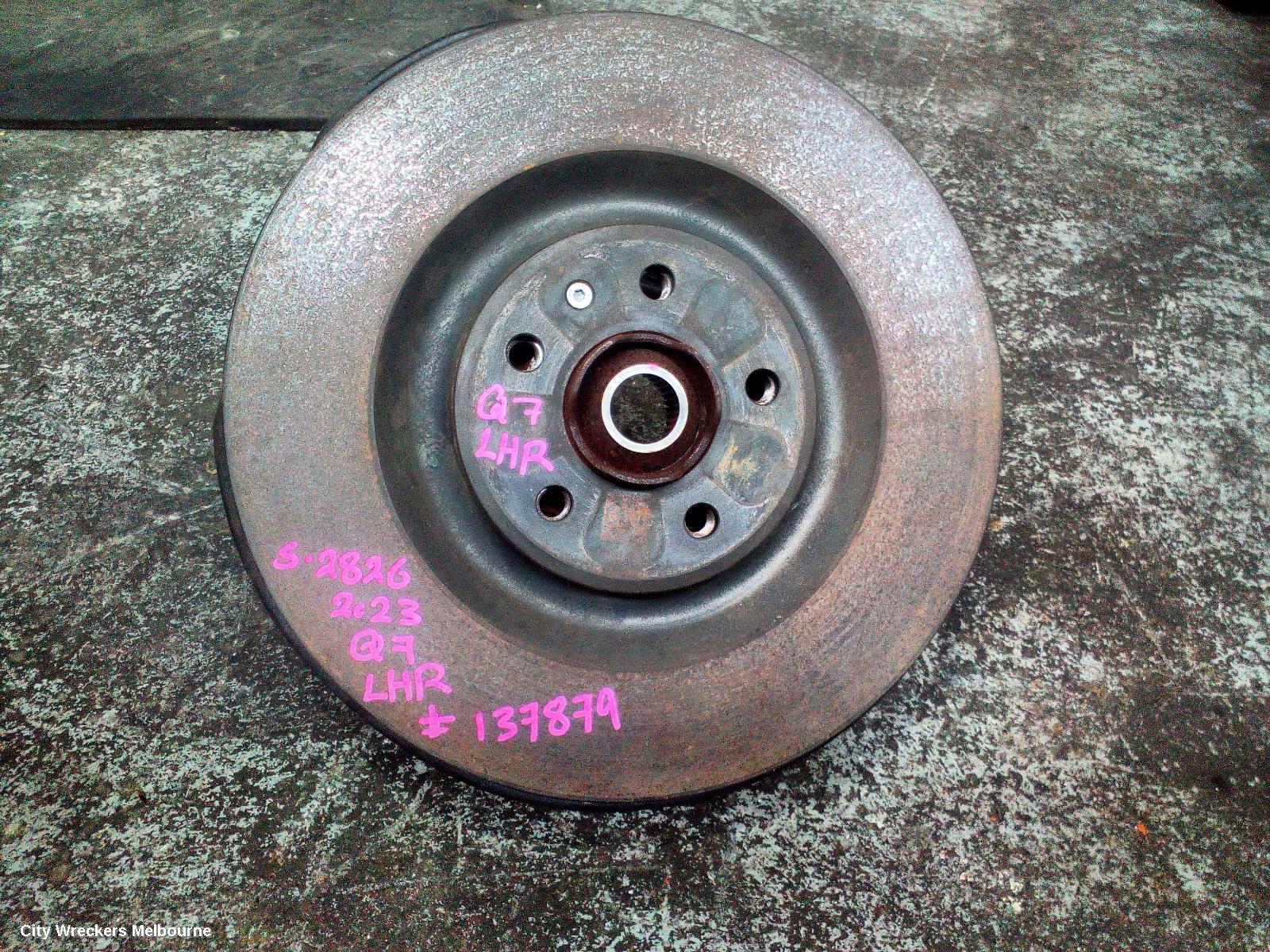 AUDI Q7 LEFT REAR HUB ASSEMBLY, 4M, 07/2015 ONWARDS