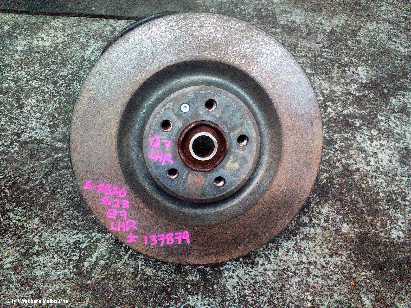 AUDI Q7 LEFT REAR HUB ASSEMBLY, 4M, 07/2015 ONWARDS