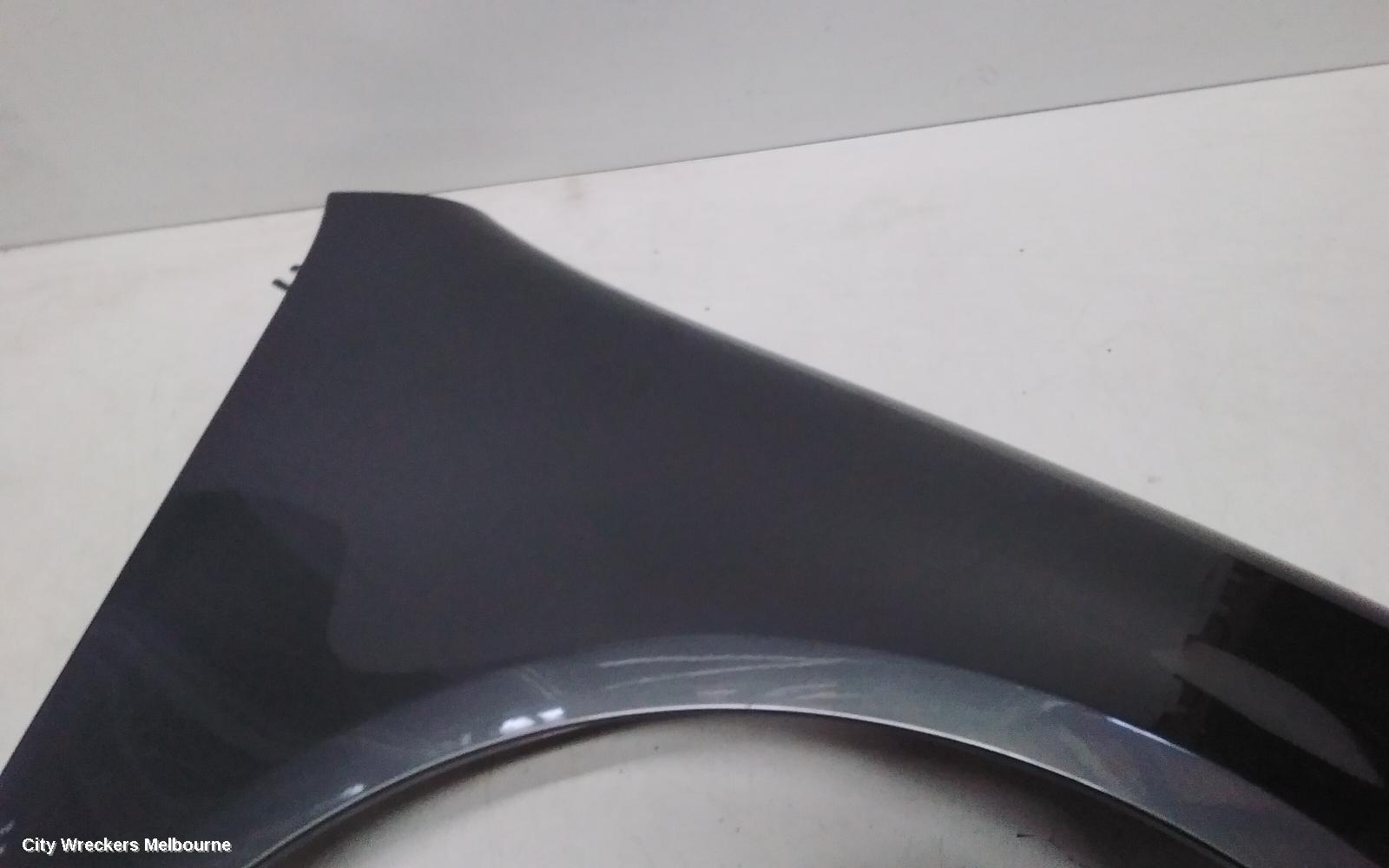 VOLKSWAGEN GOLF RIGHT GUARD, GEN 5, 06/2004 - 02/2009