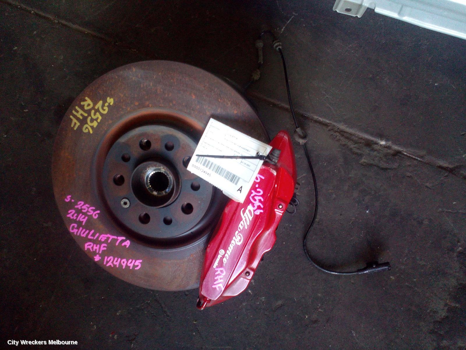 ALFA ROMEO GIULIETTA RIGHT FRONT HUB ASSEMBLY, SUIT 4 SPOT CALIPER TYPE, 940 SERIES, 06/2011 ONWARDS